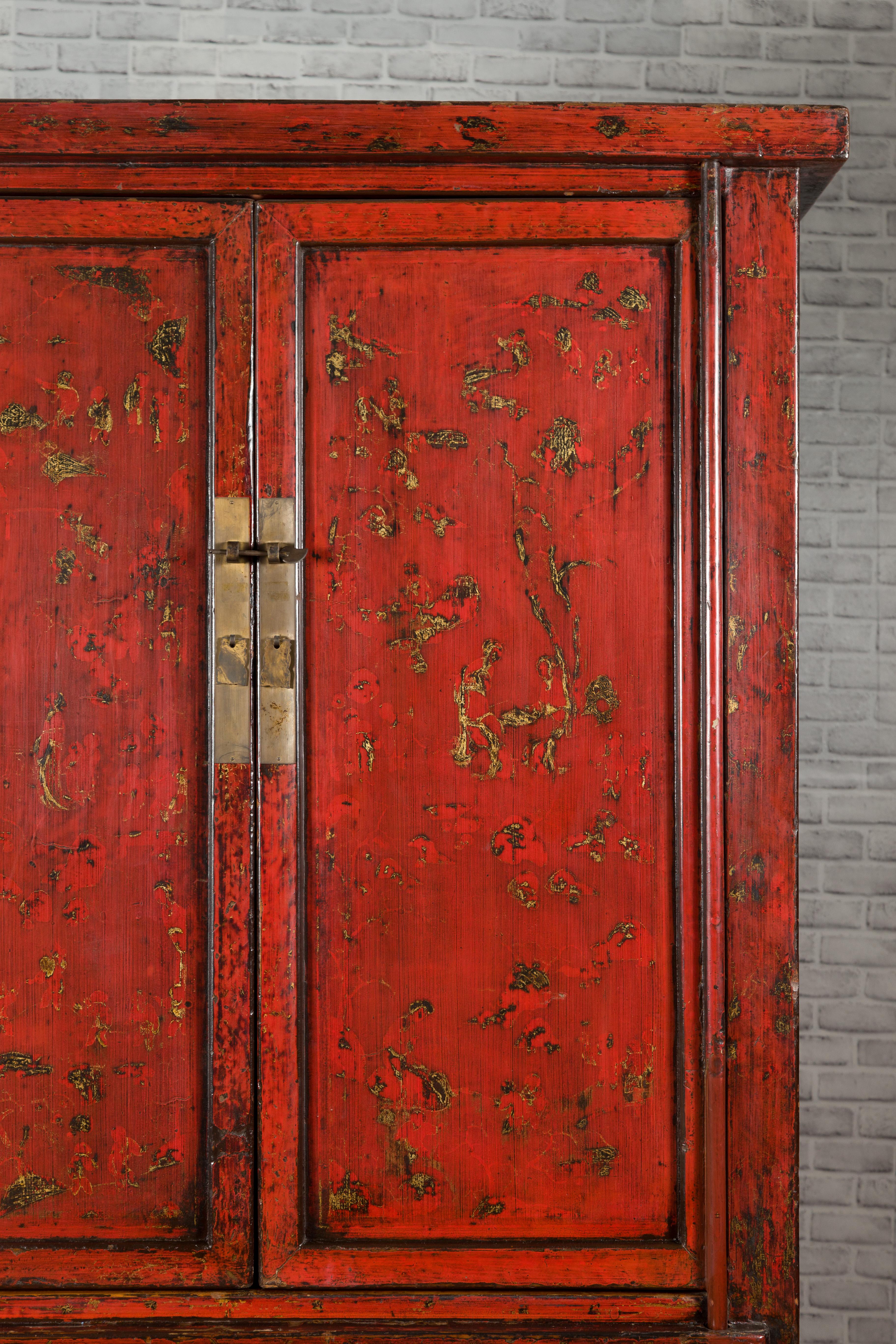 Chinese Qing Dynasty Style Red Lacquer Cabinet with Gilt Chinoiserie Decor For Sale 1