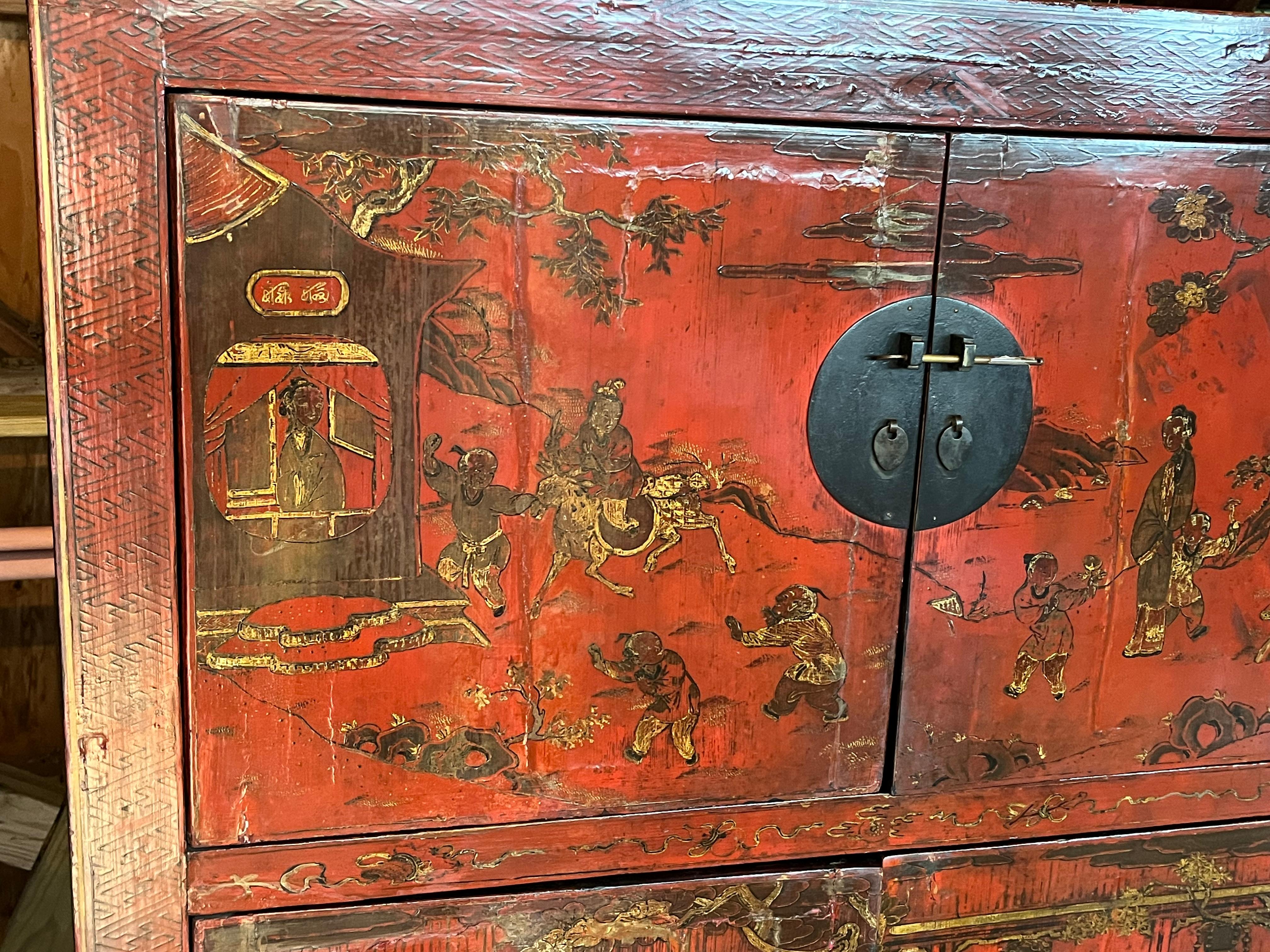 Chinese Qing Dynasty Painted Cabinet In Good Condition For Sale In Doylestown, PA