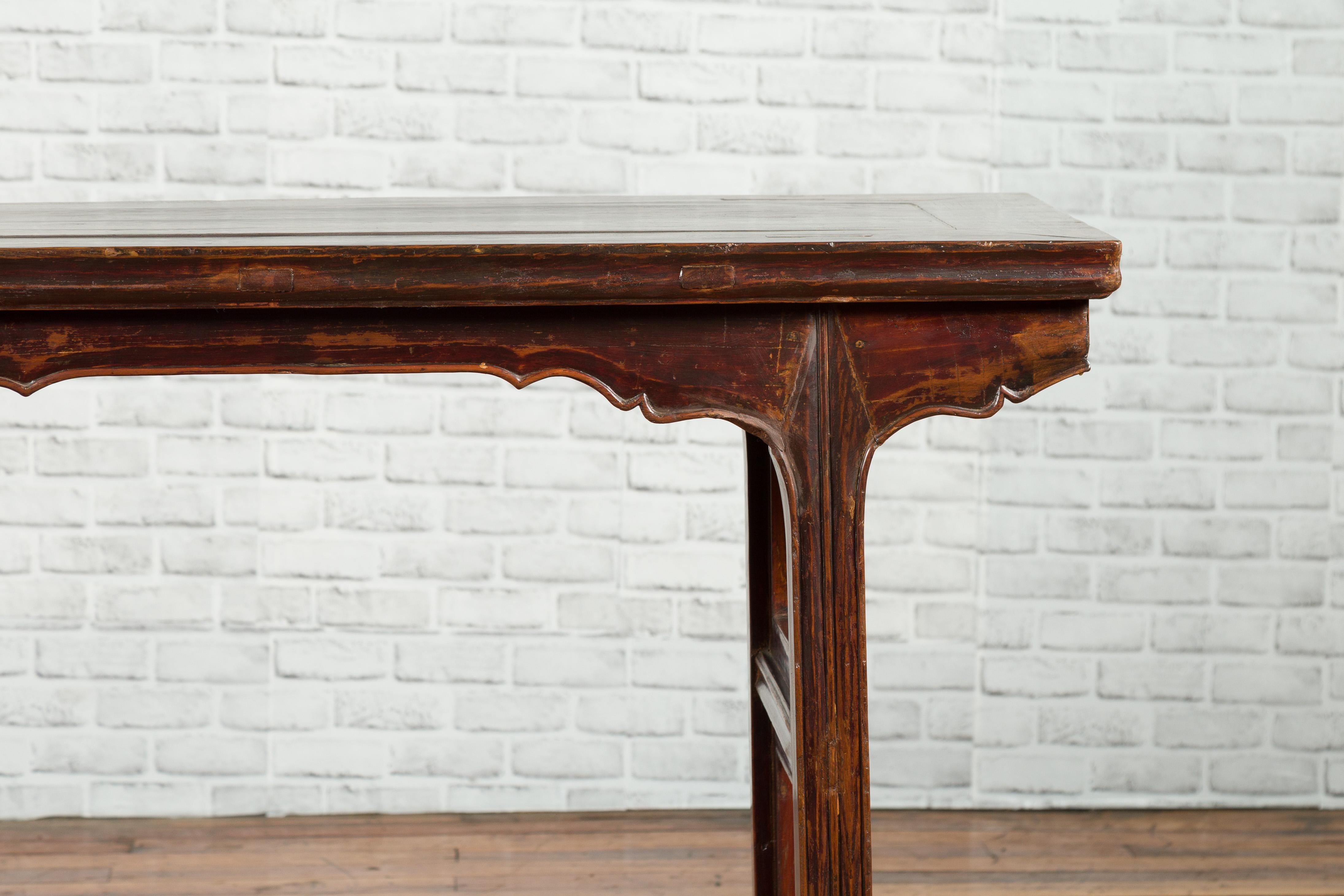 Chinese Qing Dynasty Period 19th Century Altar Console Table with Carved Apron 1