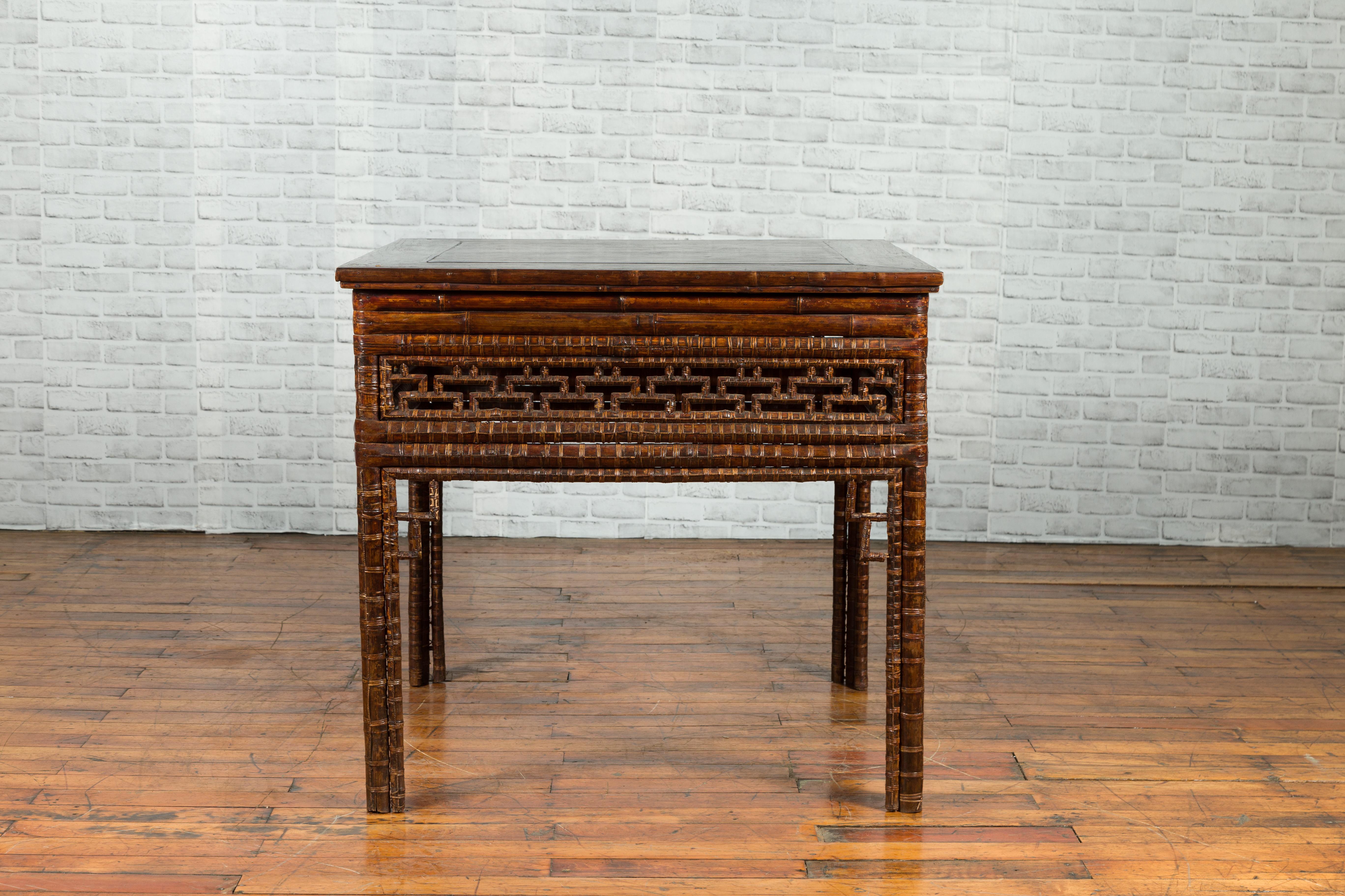 Chinese Qing Dynasty Period 19th Century Bamboo Hall Table with Fretwork Motifs For Sale 8