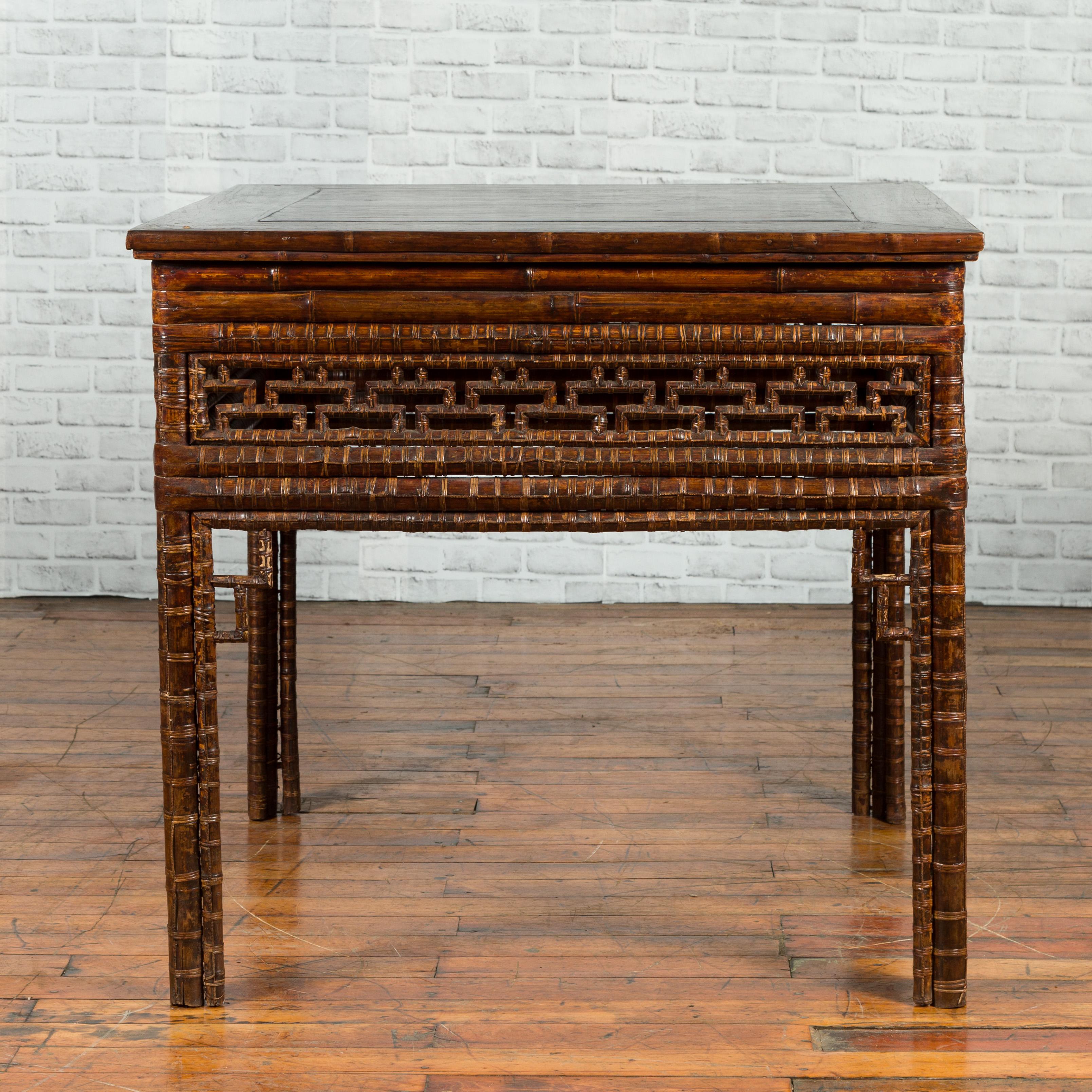 Chinese Qing Dynasty Period 19th Century Bamboo Hall Table with Fretwork Motifs In Good Condition For Sale In Yonkers, NY