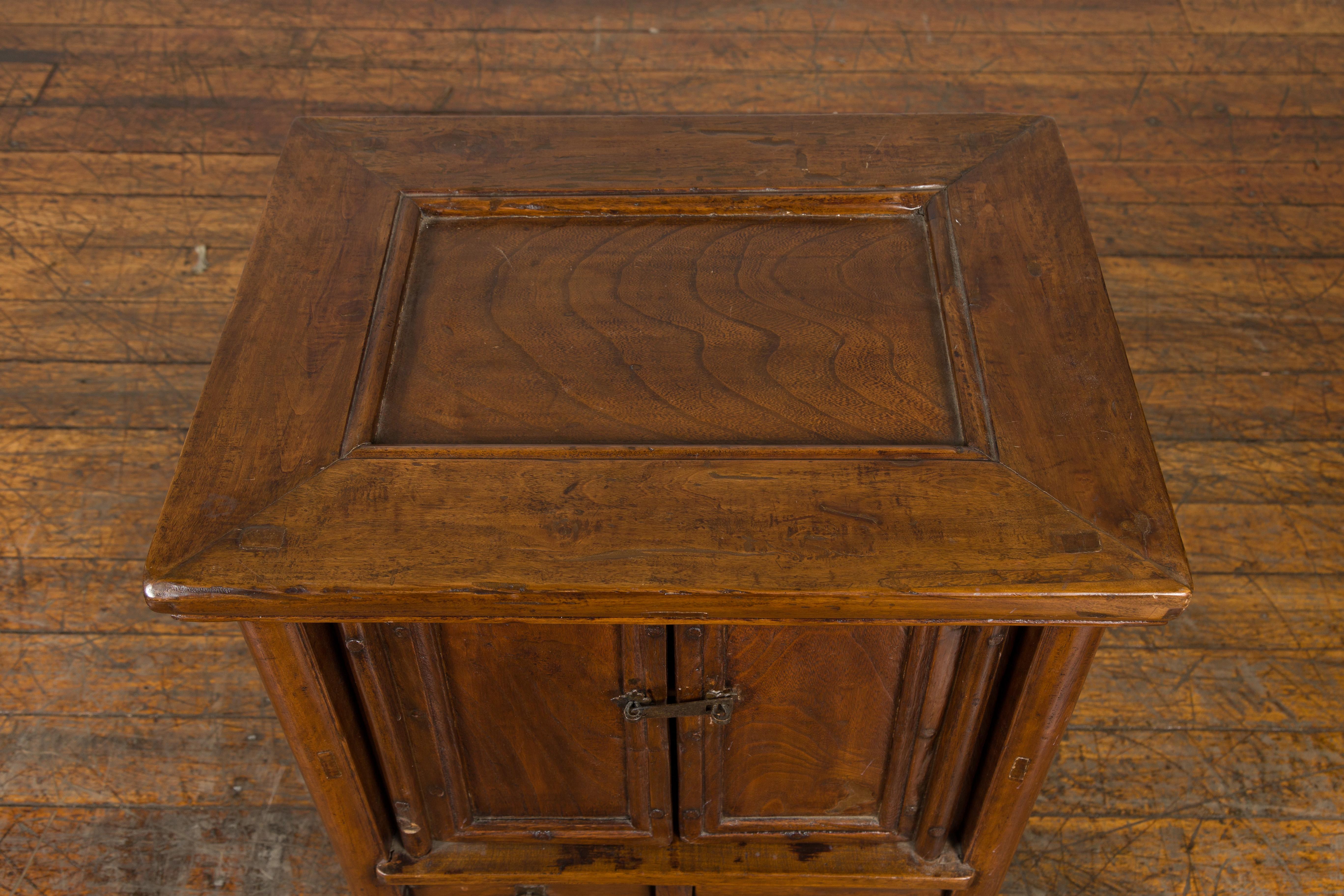 Chinese Qing Dynasty Period 19th Century Bedside Cabinet with Doors and Drawers 3