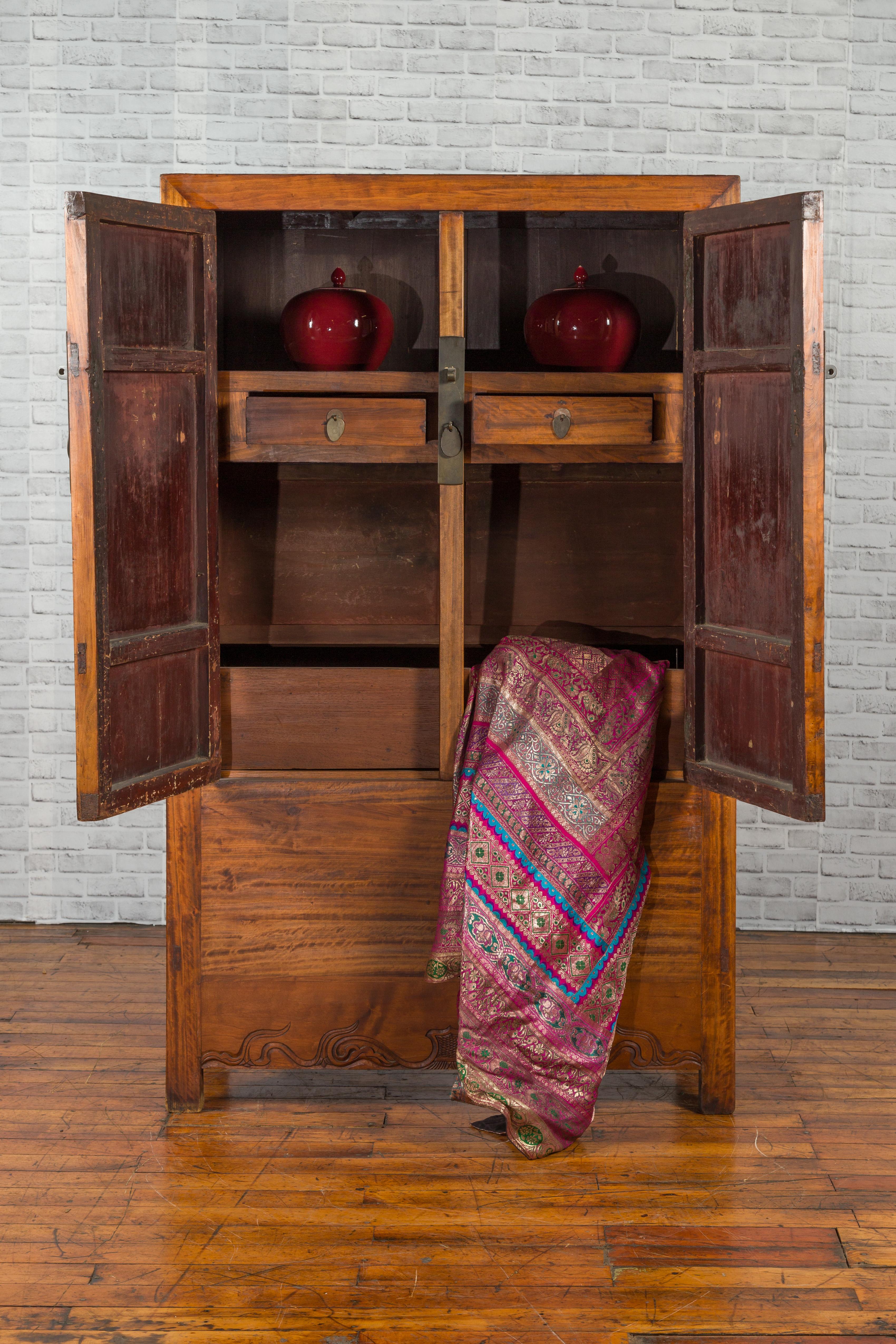 Chinese Qing Dynasty Period 19th Century Cabinet with Hidden Drawers and Panel For Sale 1