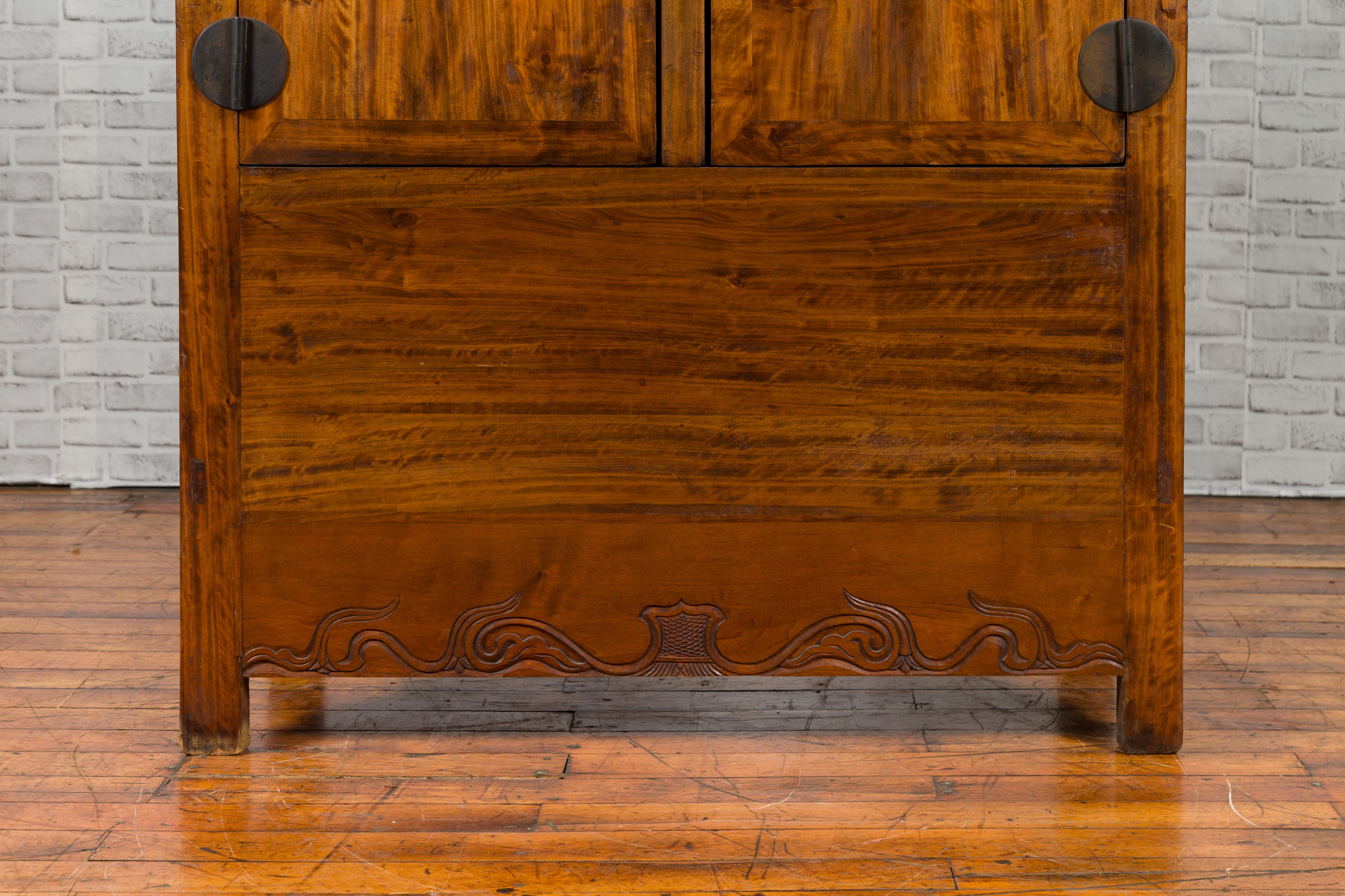 Qing Dynasty Periode 19. Jahrhundert Kabinett mit versteckten Schubladen und Panel im Angebot 2