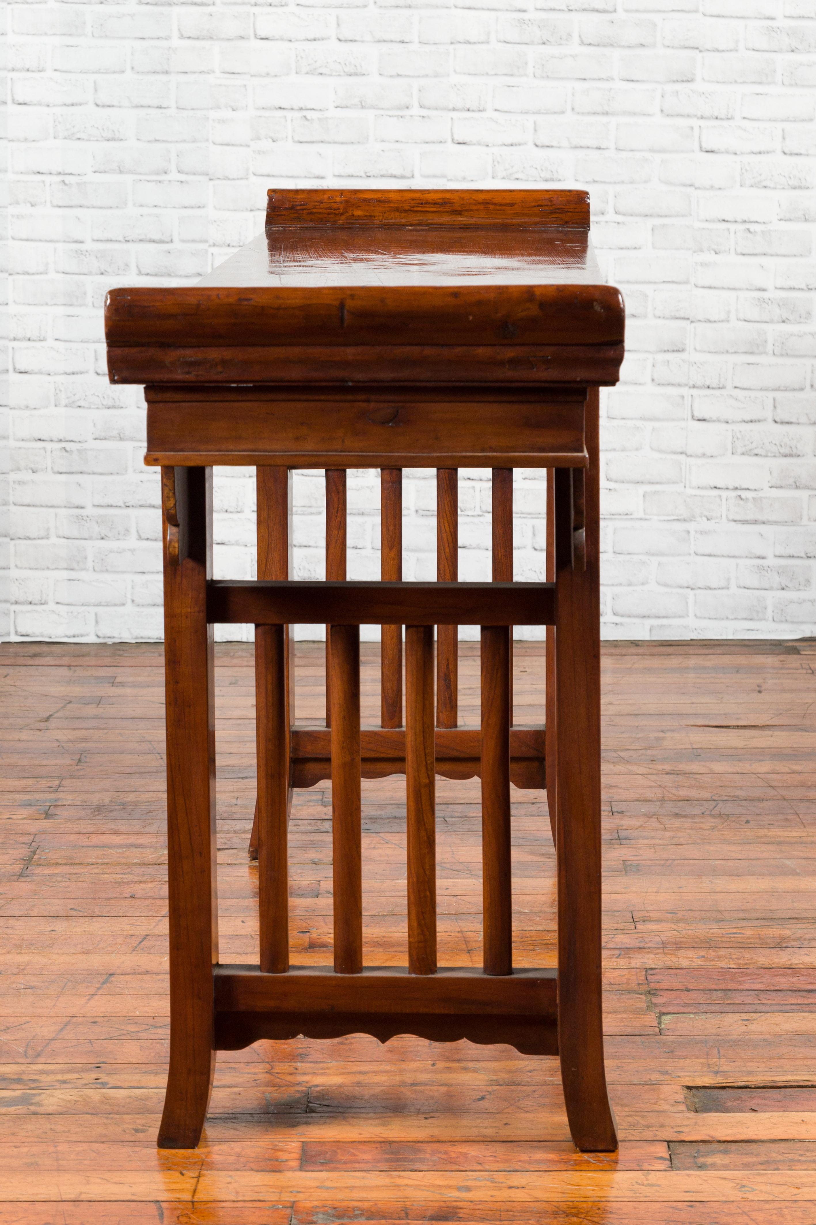 Chinese Qing Dynasty Period 19th Century Elm Console Table with Carved Spandrels For Sale 14