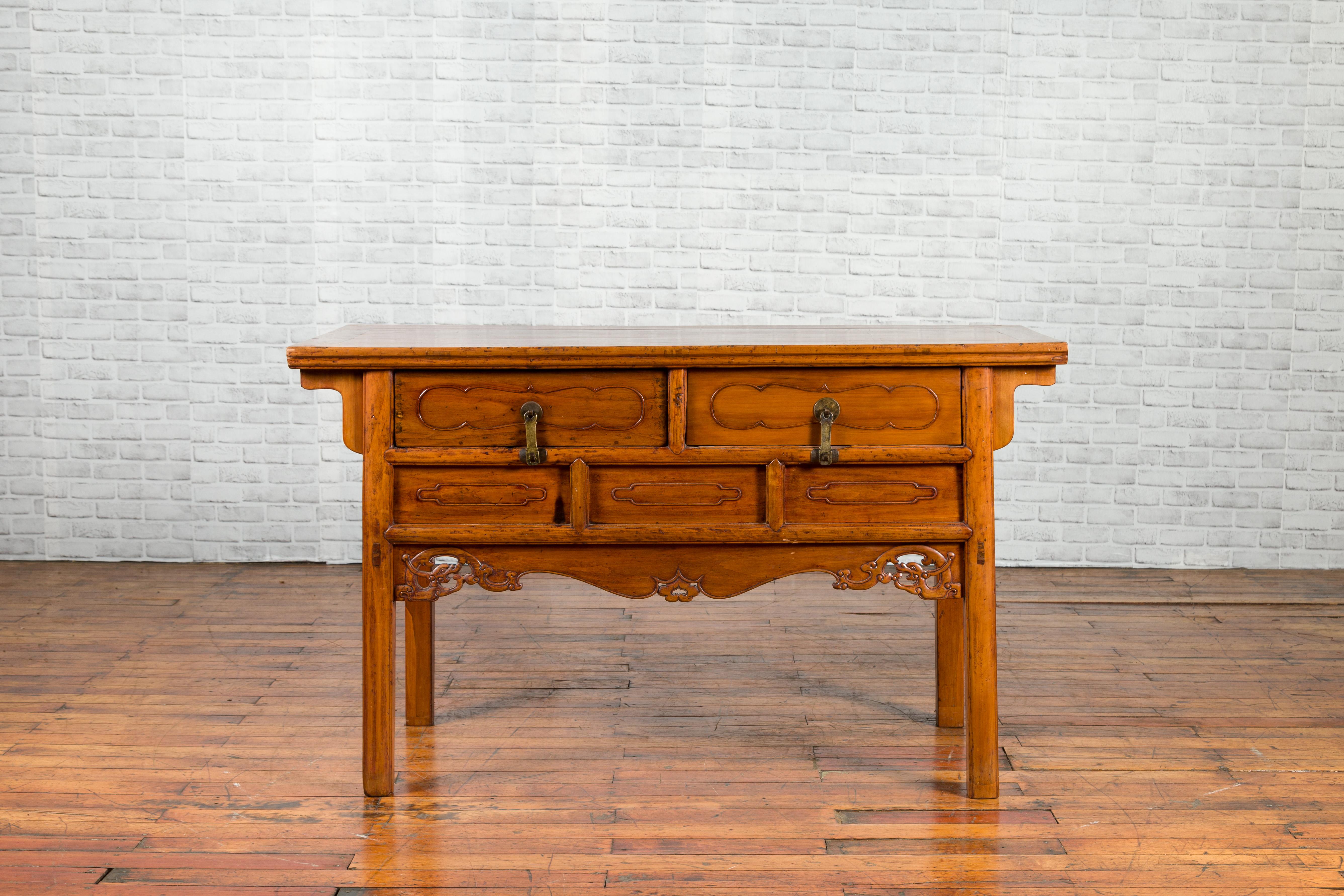 Chinese Qing Dynasty Period 19th Century Elm Sideboard with Dragon Carved Apron For Sale 2