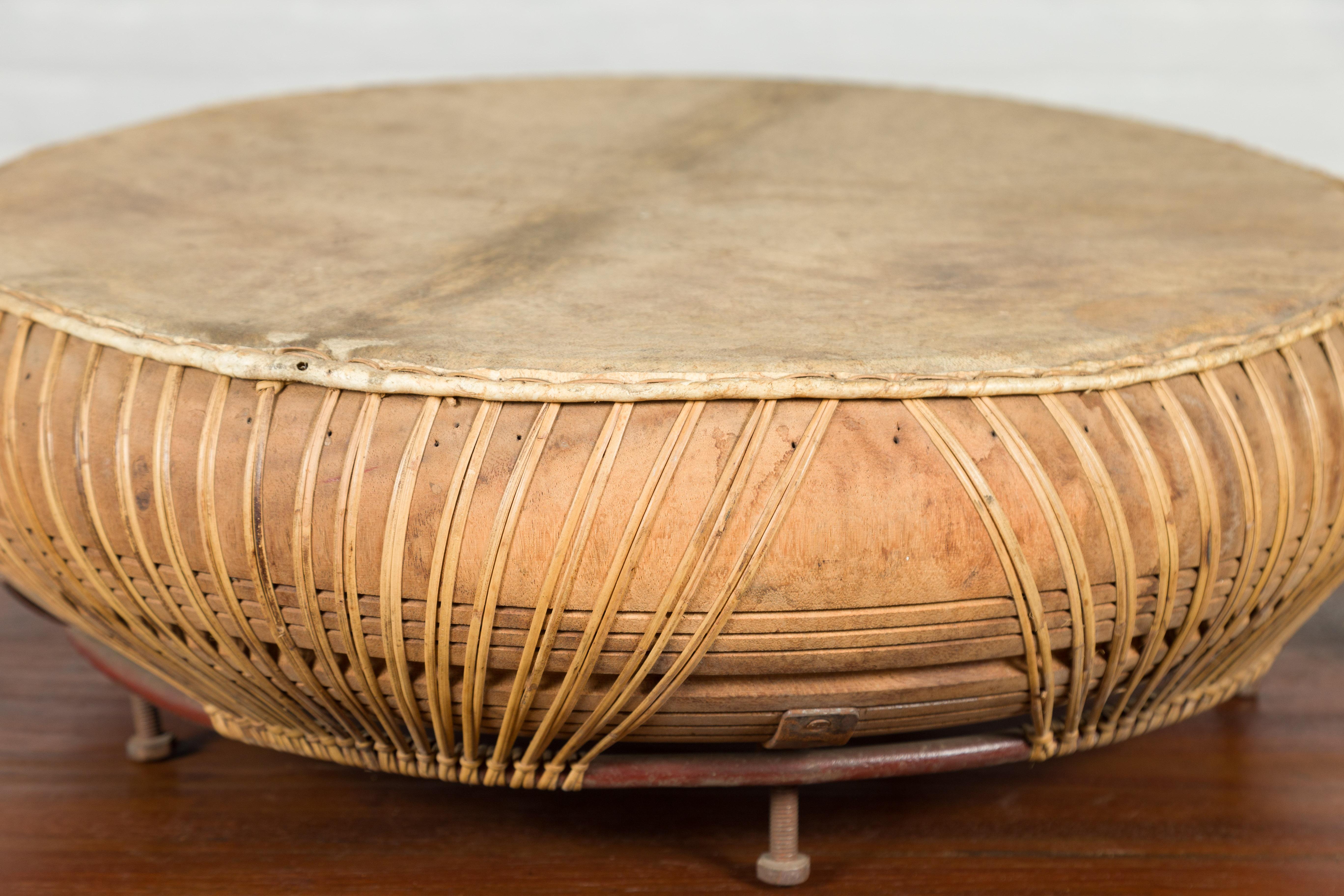 Chinese Qing Dynasty Period 19th Century Leather Drum with Its Wooden Mallet For Sale 5