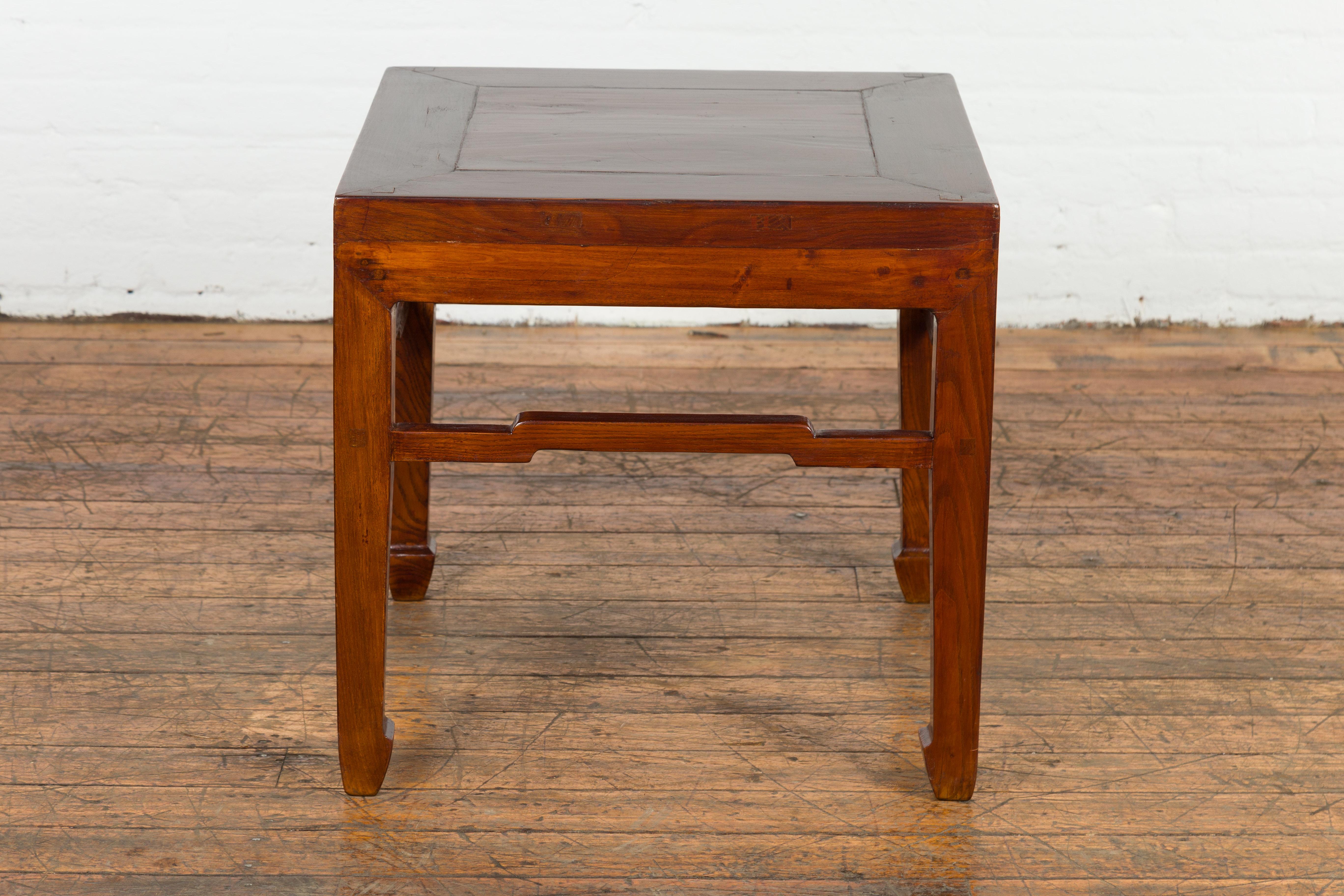 Chinese Qing Dynasty Period 19th Century Side Table with Humpback Stretchers For Sale 16