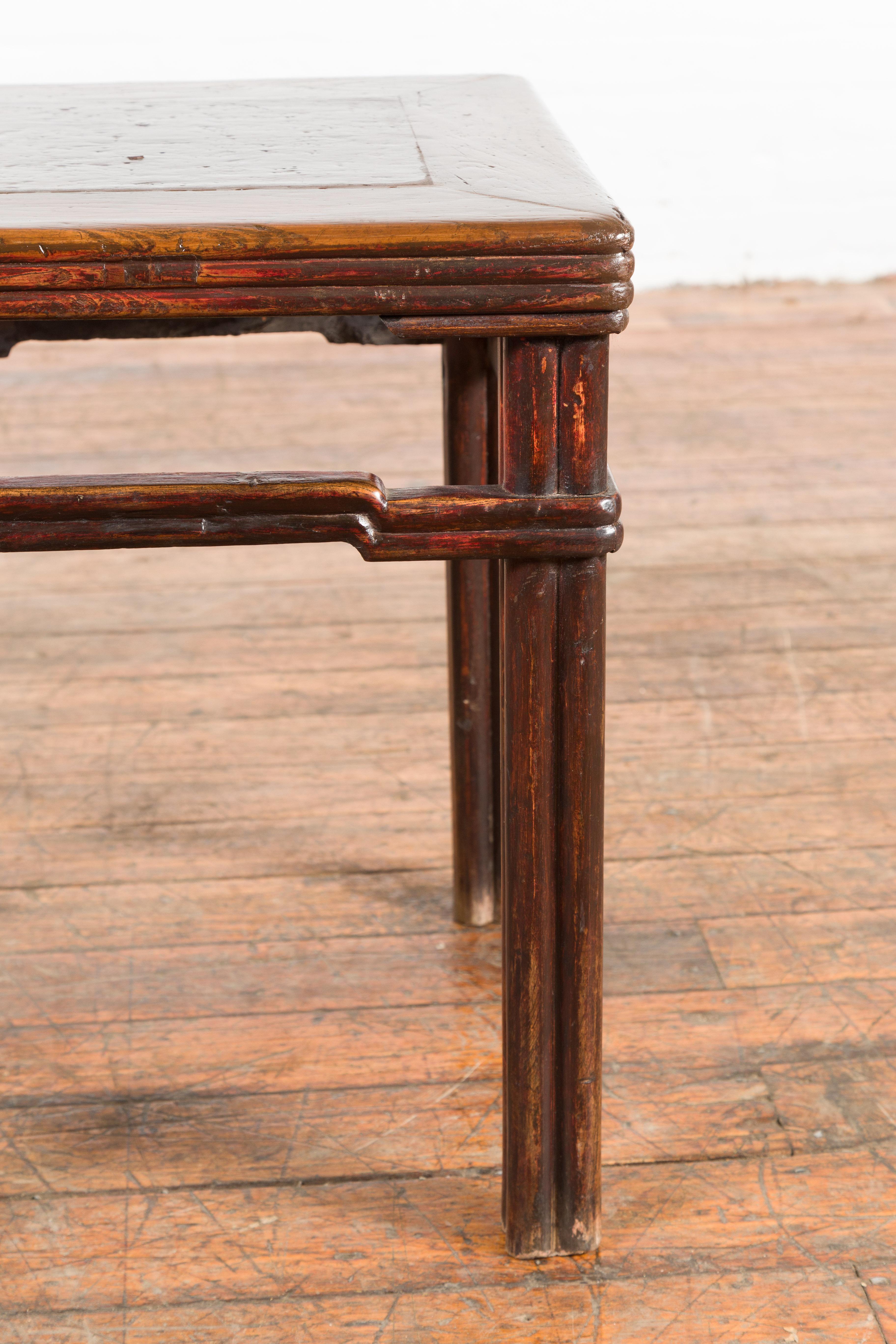 Chinese Qing Dynasty Period 19th Century Side Table with Humpback Stretchers For Sale 3