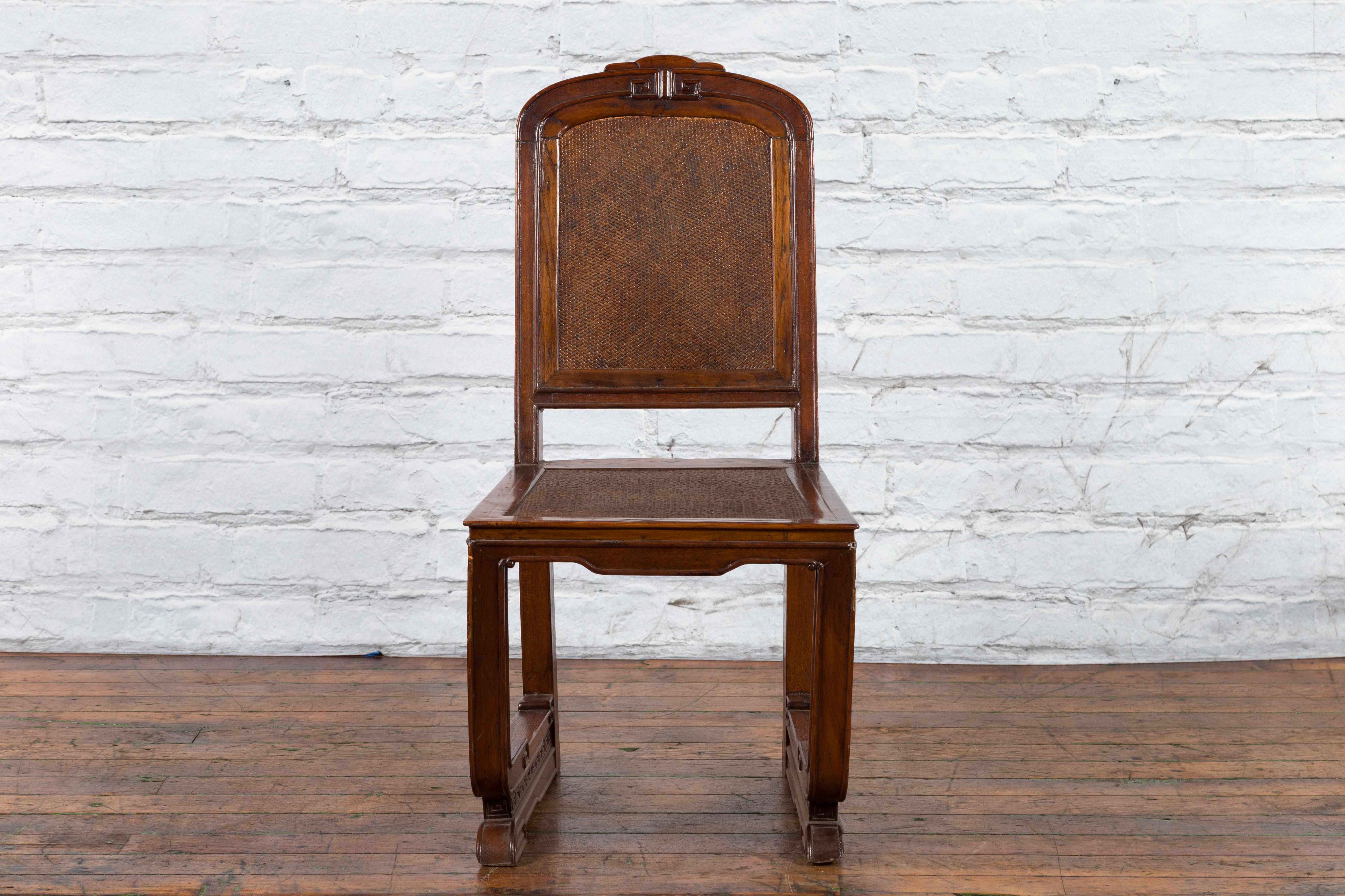 Chinese Qing Dynasty Period 19th Century Wooden Side Chair with Rattan Accents For Sale 1