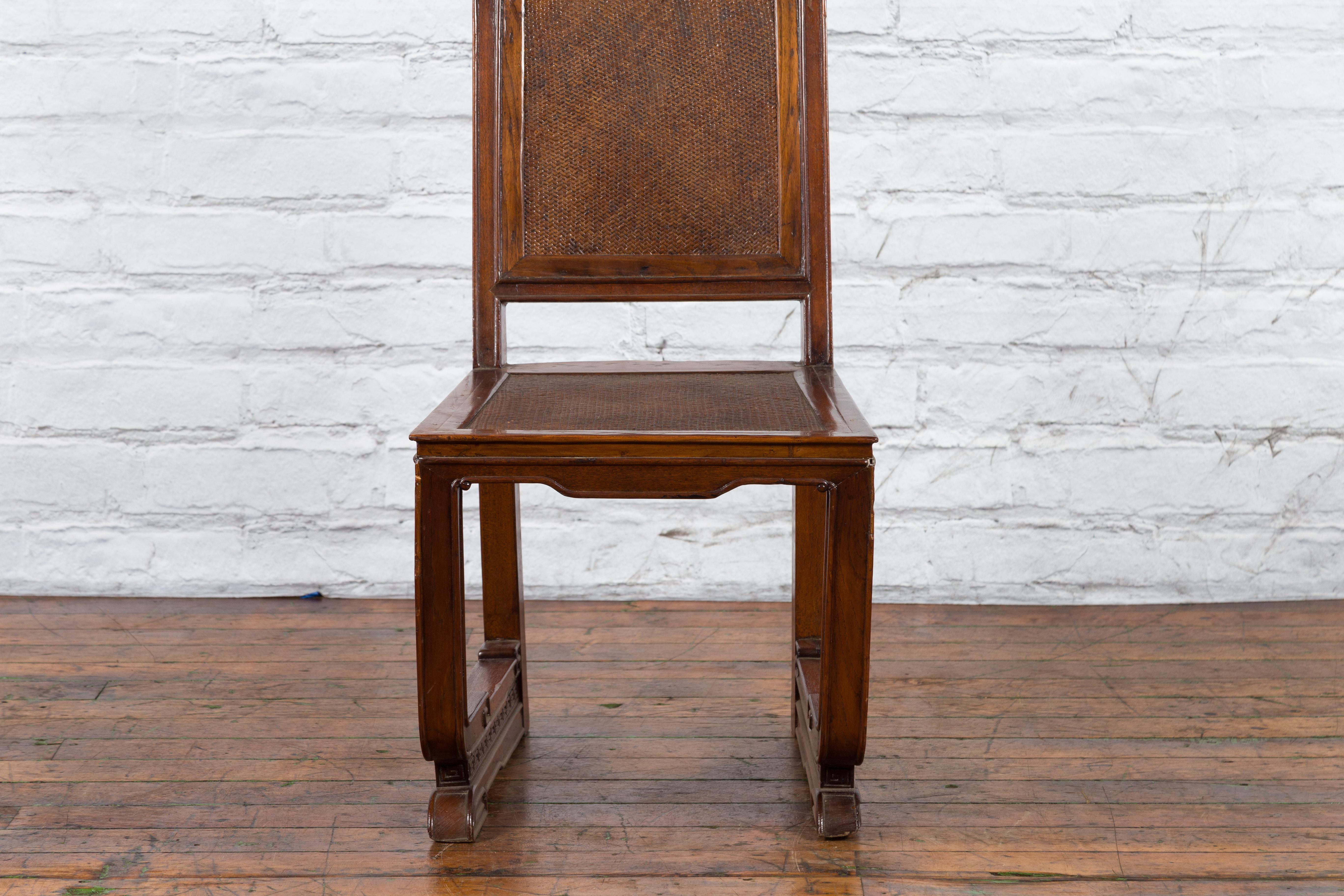 Chinese Qing Dynasty Period 19th Century Wooden Side Chair with Rattan Accents For Sale 3