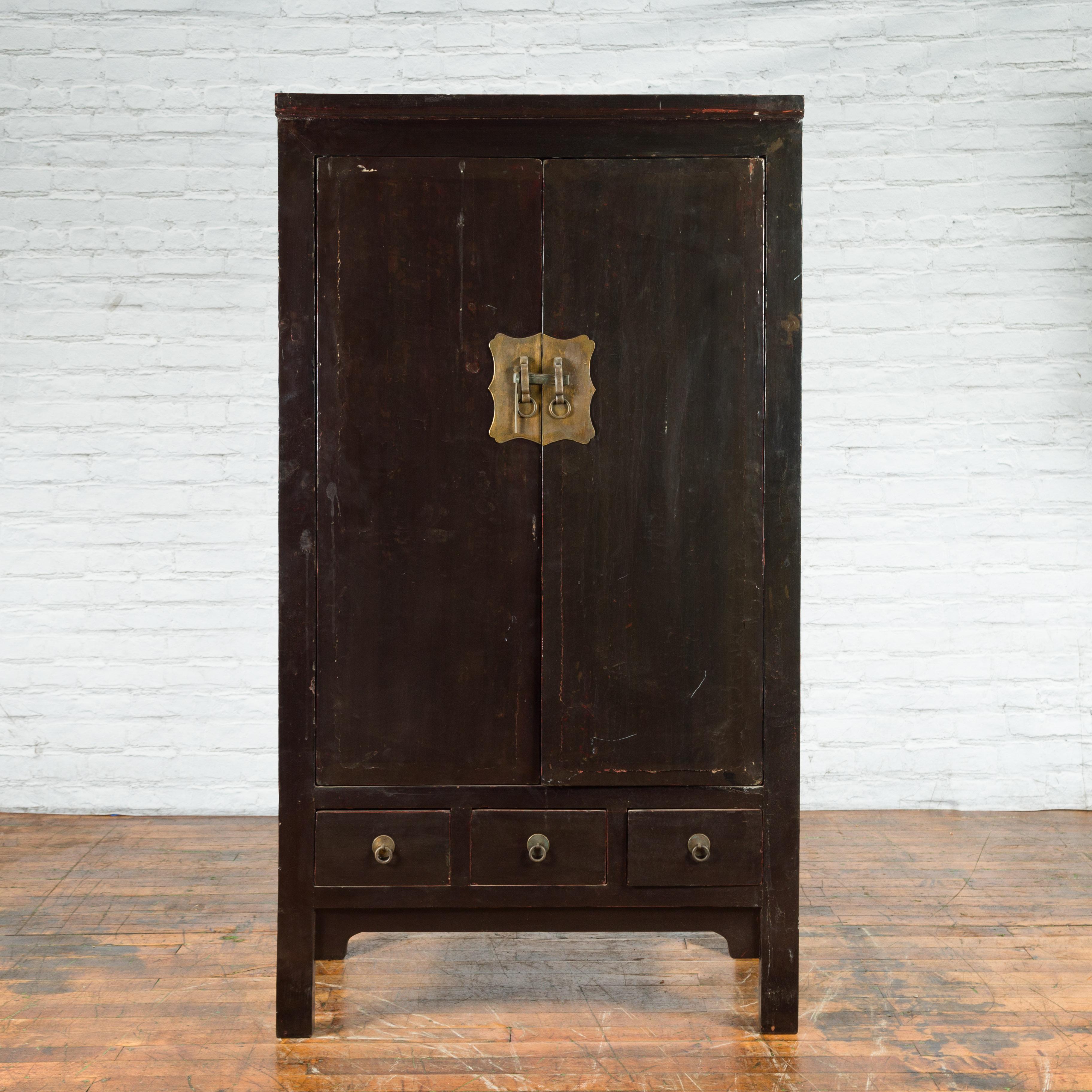 Lacquered Chinese Qing Dynasty Period Early 19th Century Dark Brown Lacquer Wardrobe For Sale