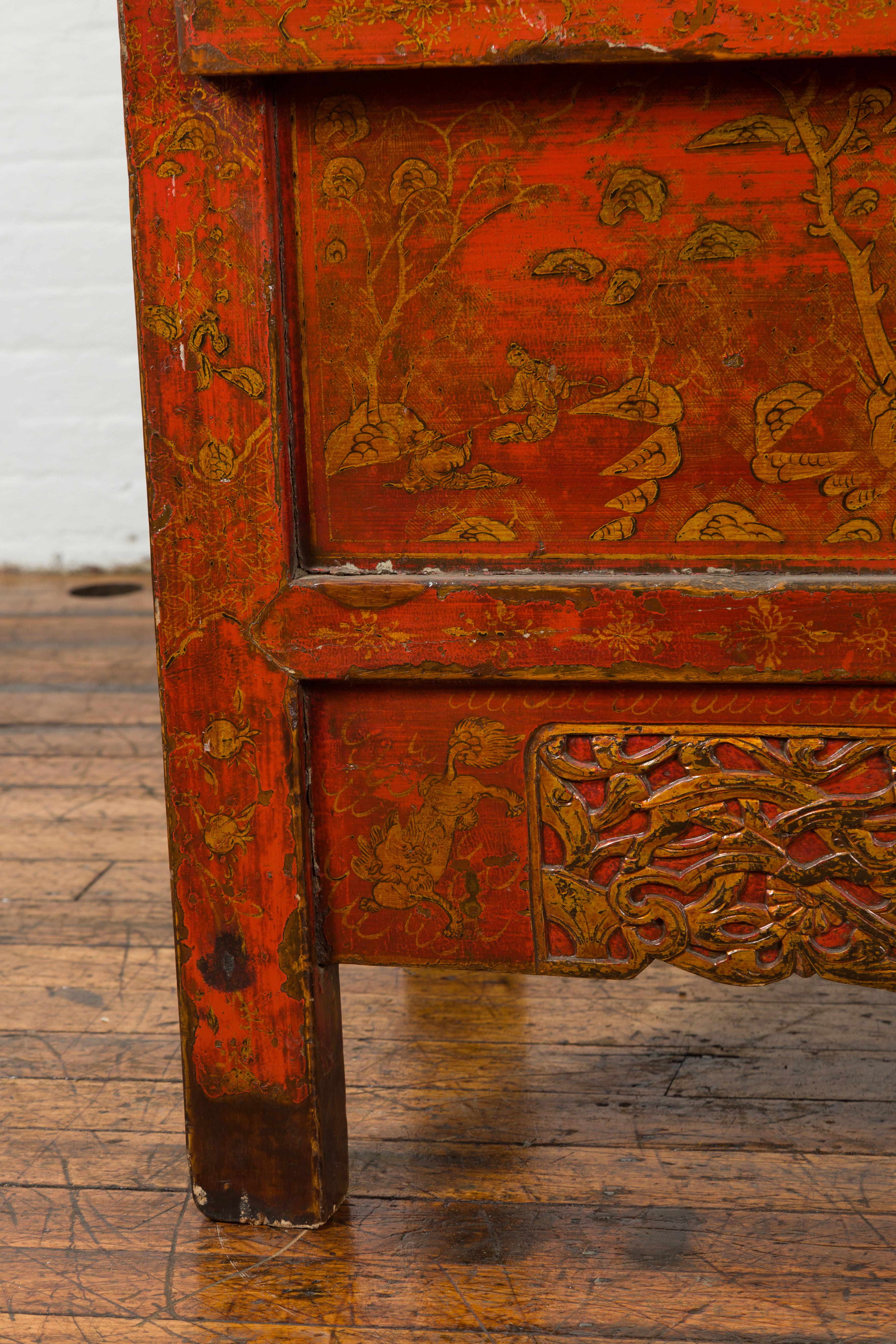 Chinese Qing Dynasty Period Red Lacquered Cabinet with Gilt Chinoiserie Décor For Sale 6