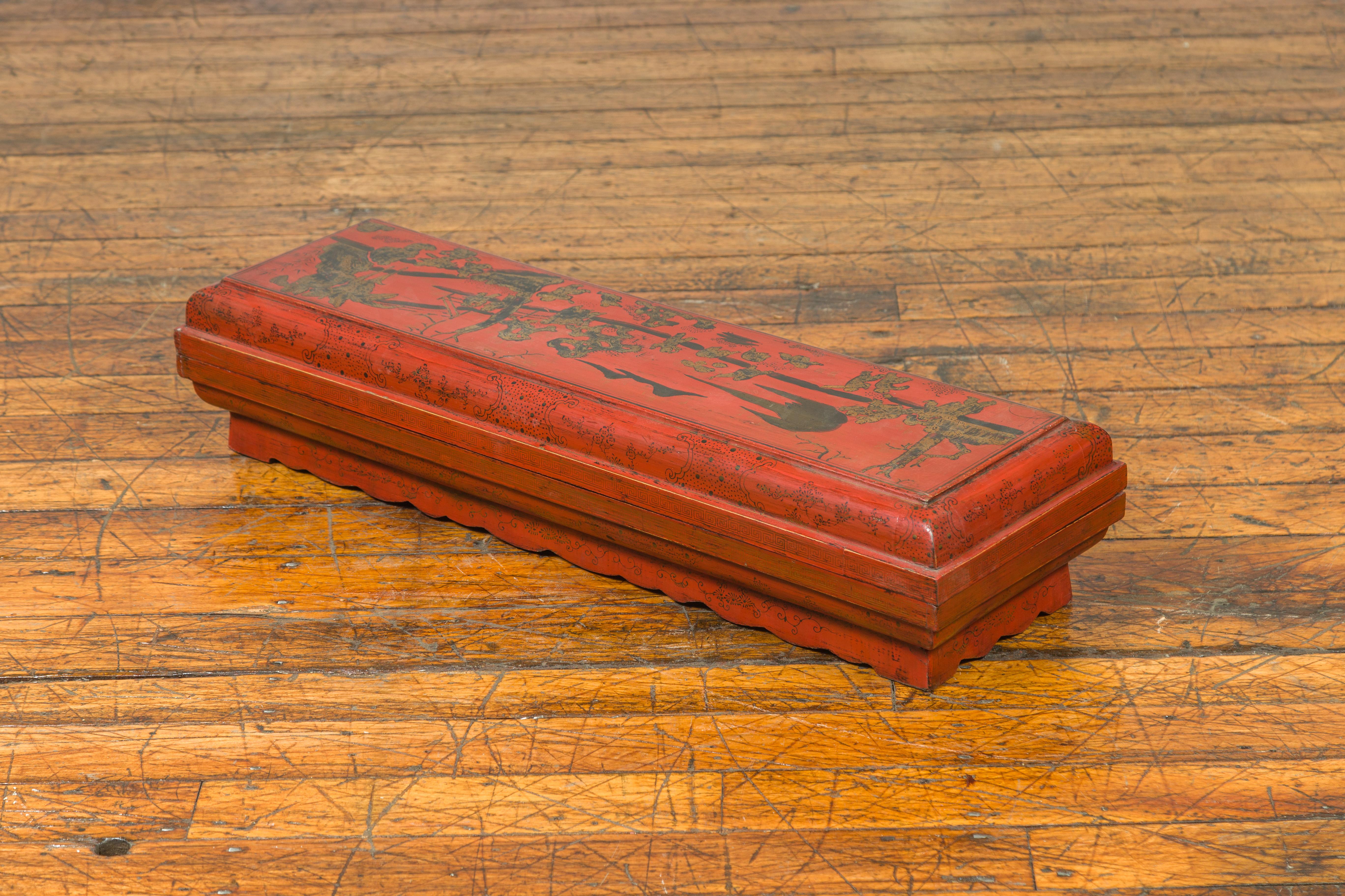 Chinese Qing Dynasty Red Lacquered Scroll Box with Distressed Gold Chinoiserie For Sale 3