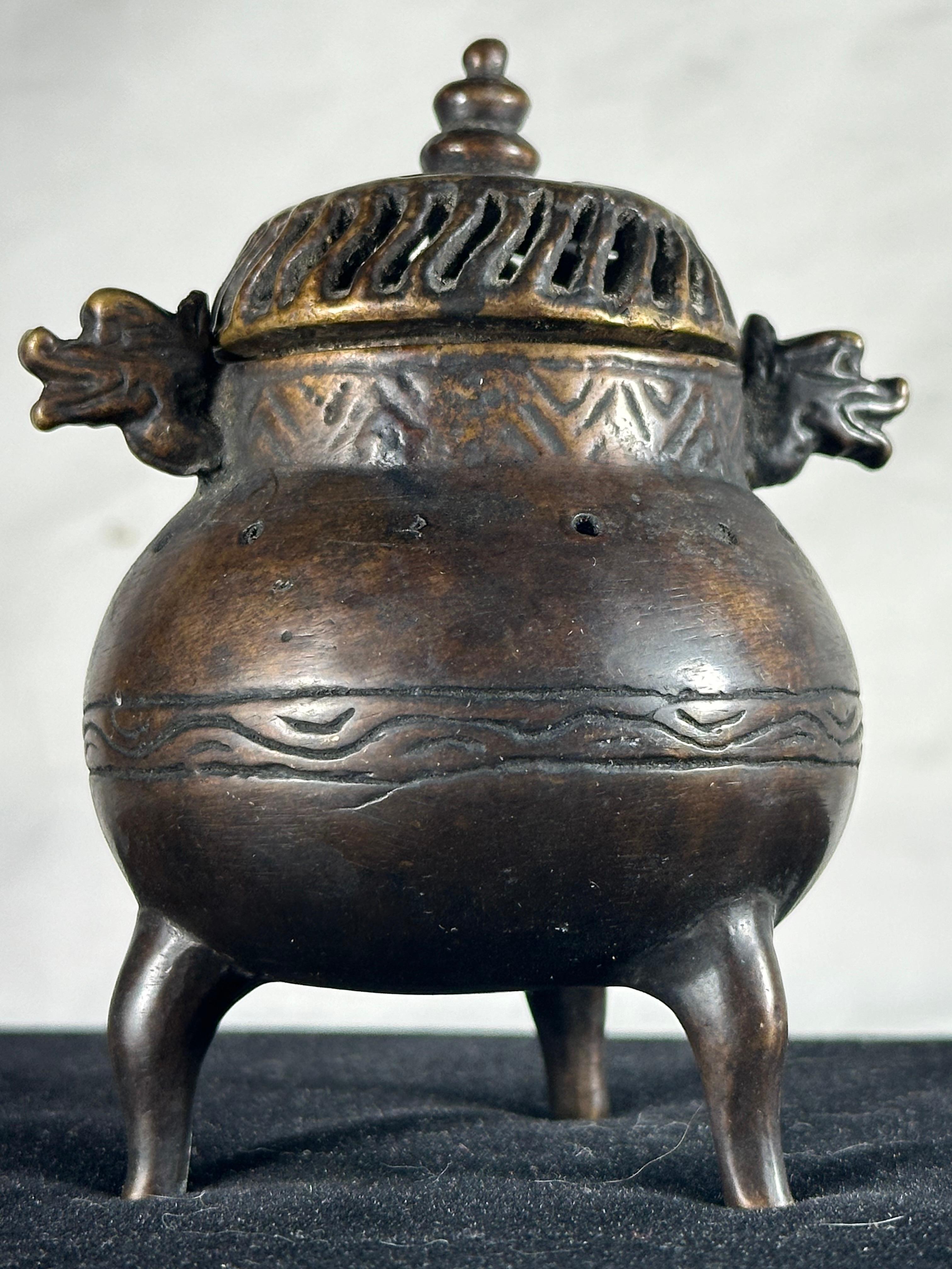 Chinese Qing Dynasty Small Bronze Tripod Censer For Sale 6