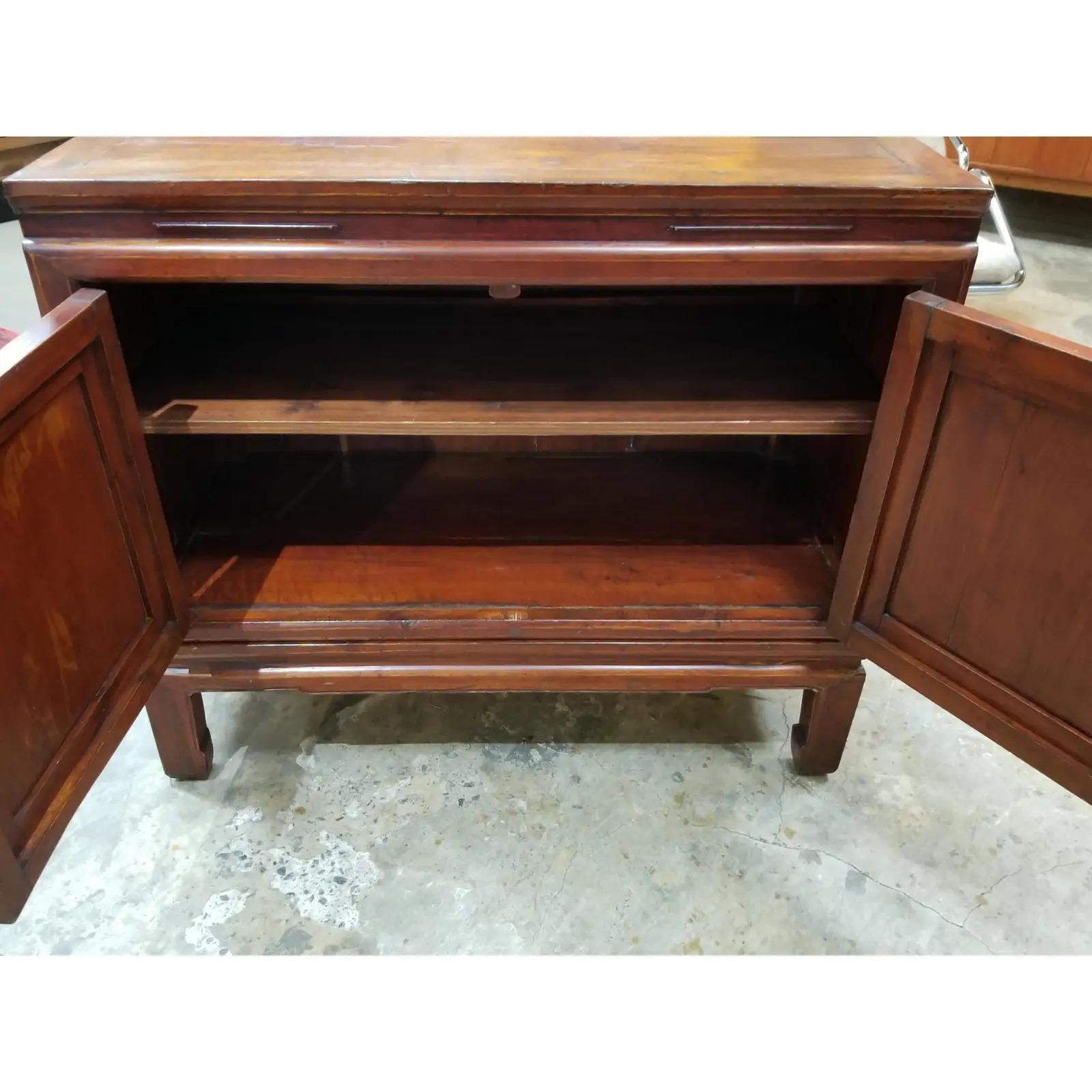 Chinese Qing Dynasty Storage Cabinet In Good Condition In Fulton, CA