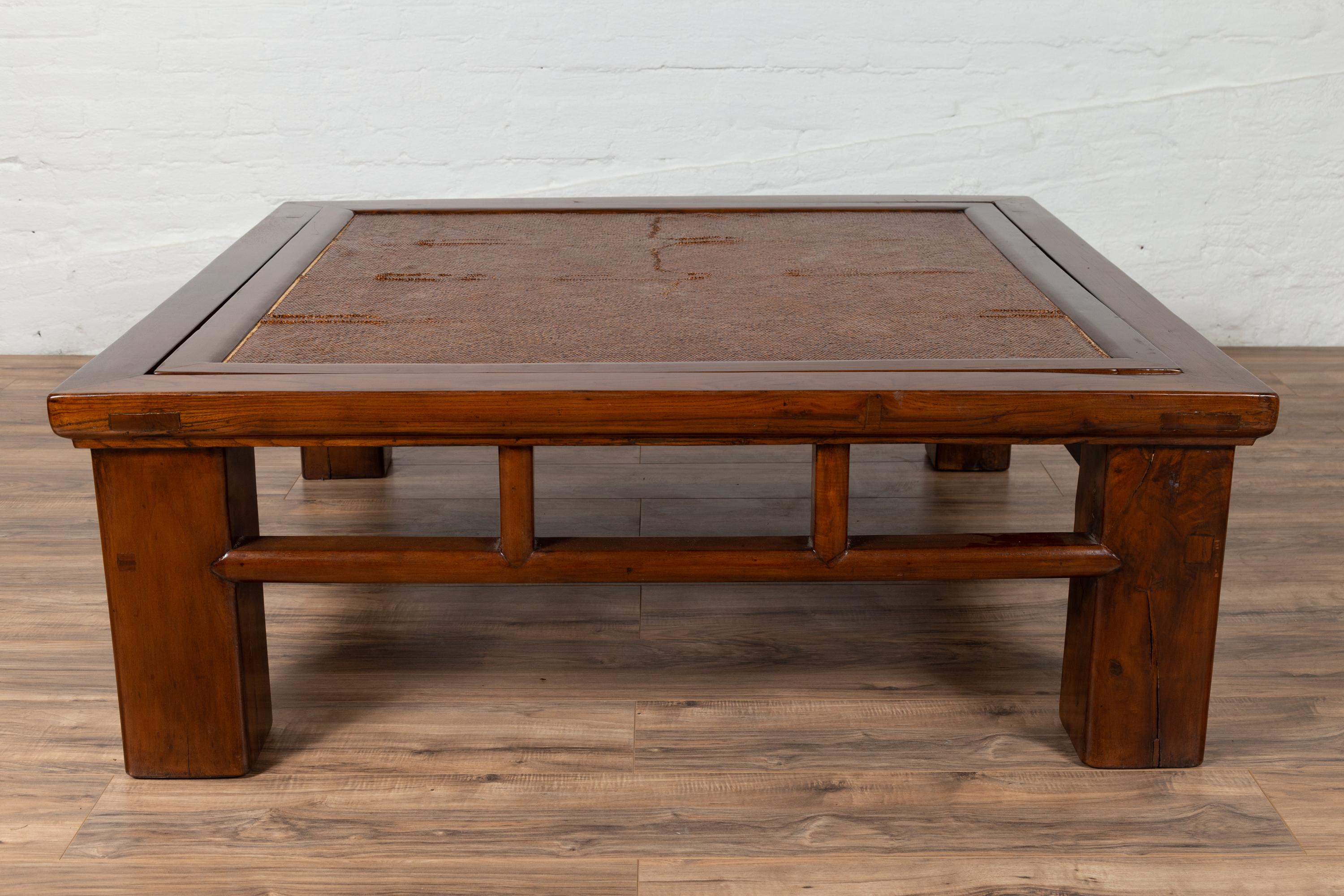 Chinese Qing Dynasty Style Elm Coffee Table with Reversible Top and Strut Motifs For Sale 10