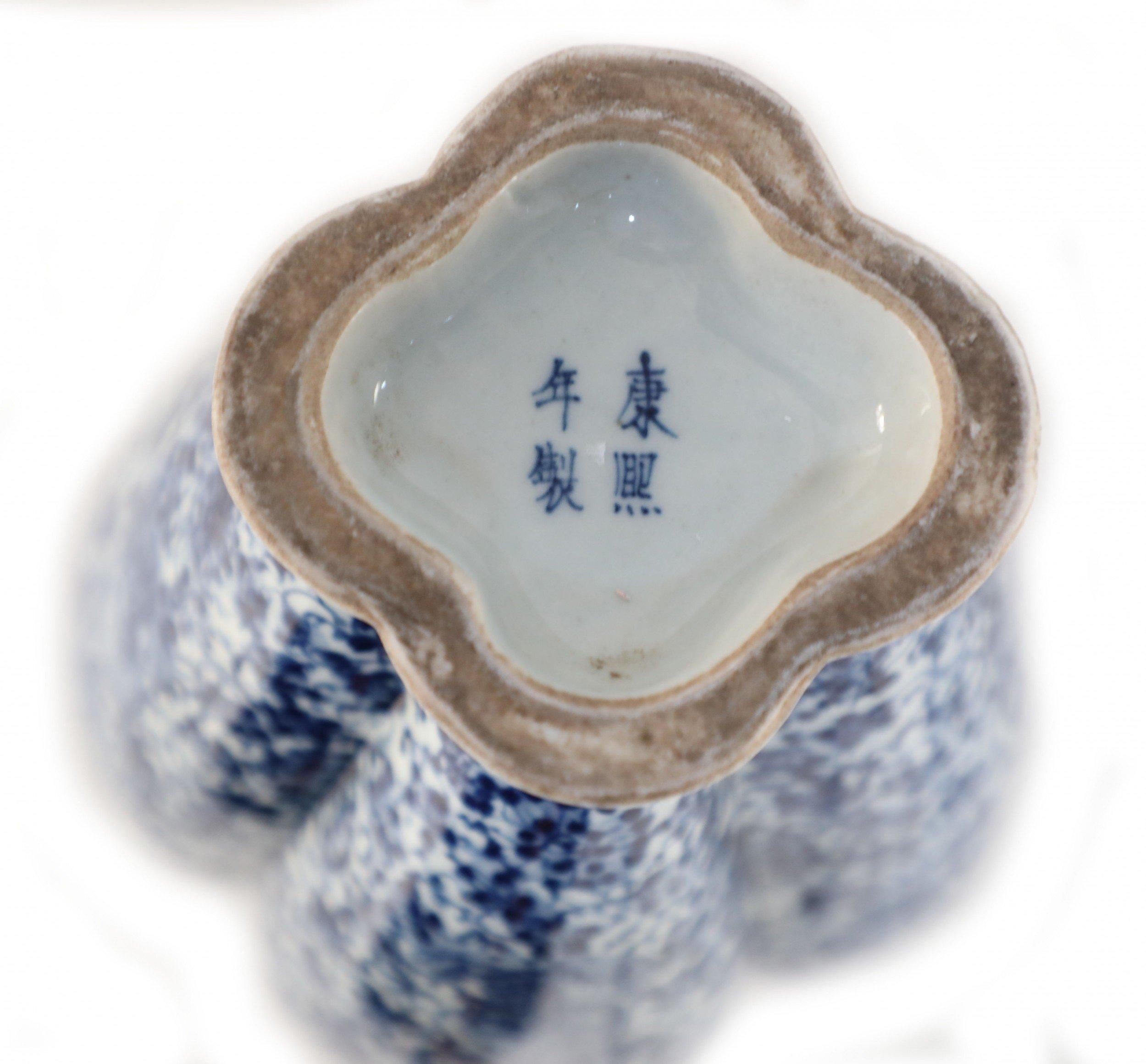 Chinesisch Qing Dynasty Stil gelappt blau floralen Porzellan-Vase im Angebot 6