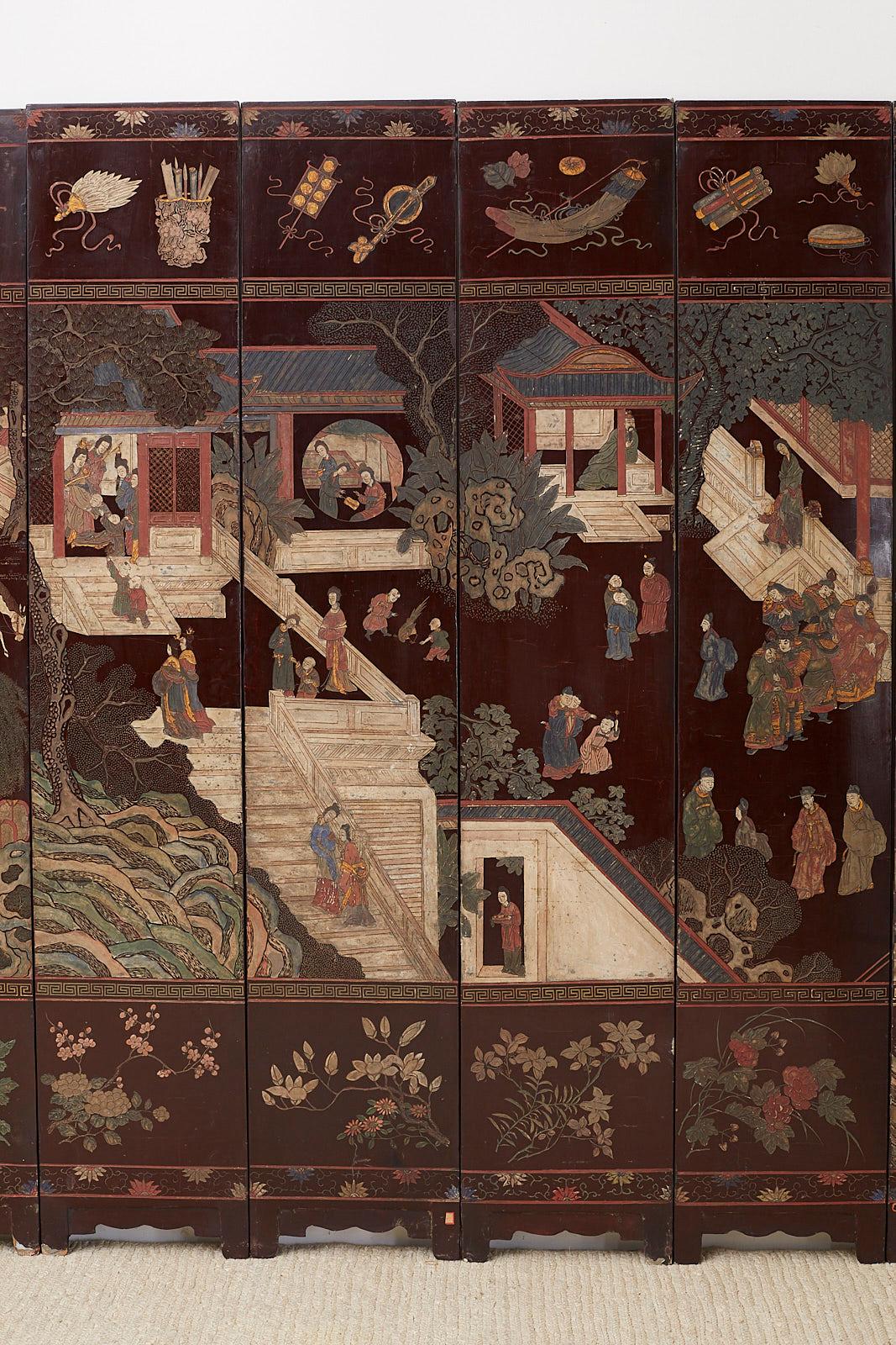 Chinese Qing Dynasty Twelve-Panel Coromandel Screen 1