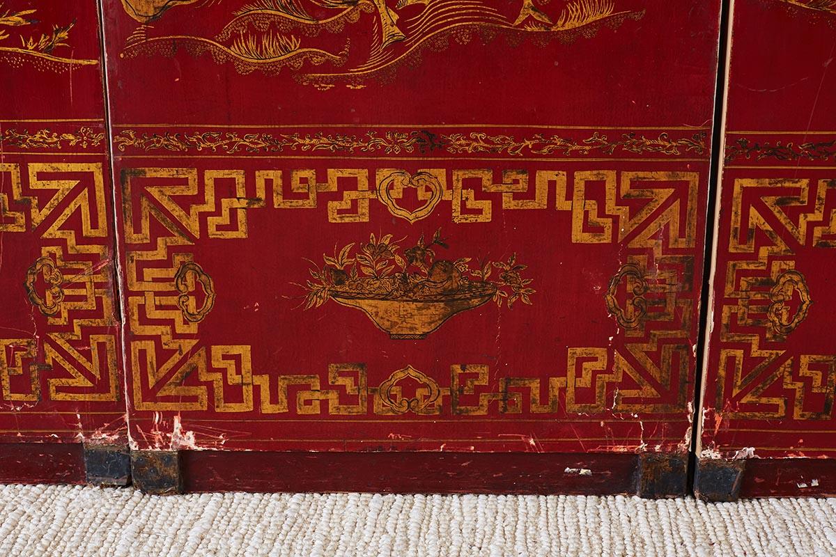 Chinese Qing Four-Panel Lacquer Gilt Screen 10