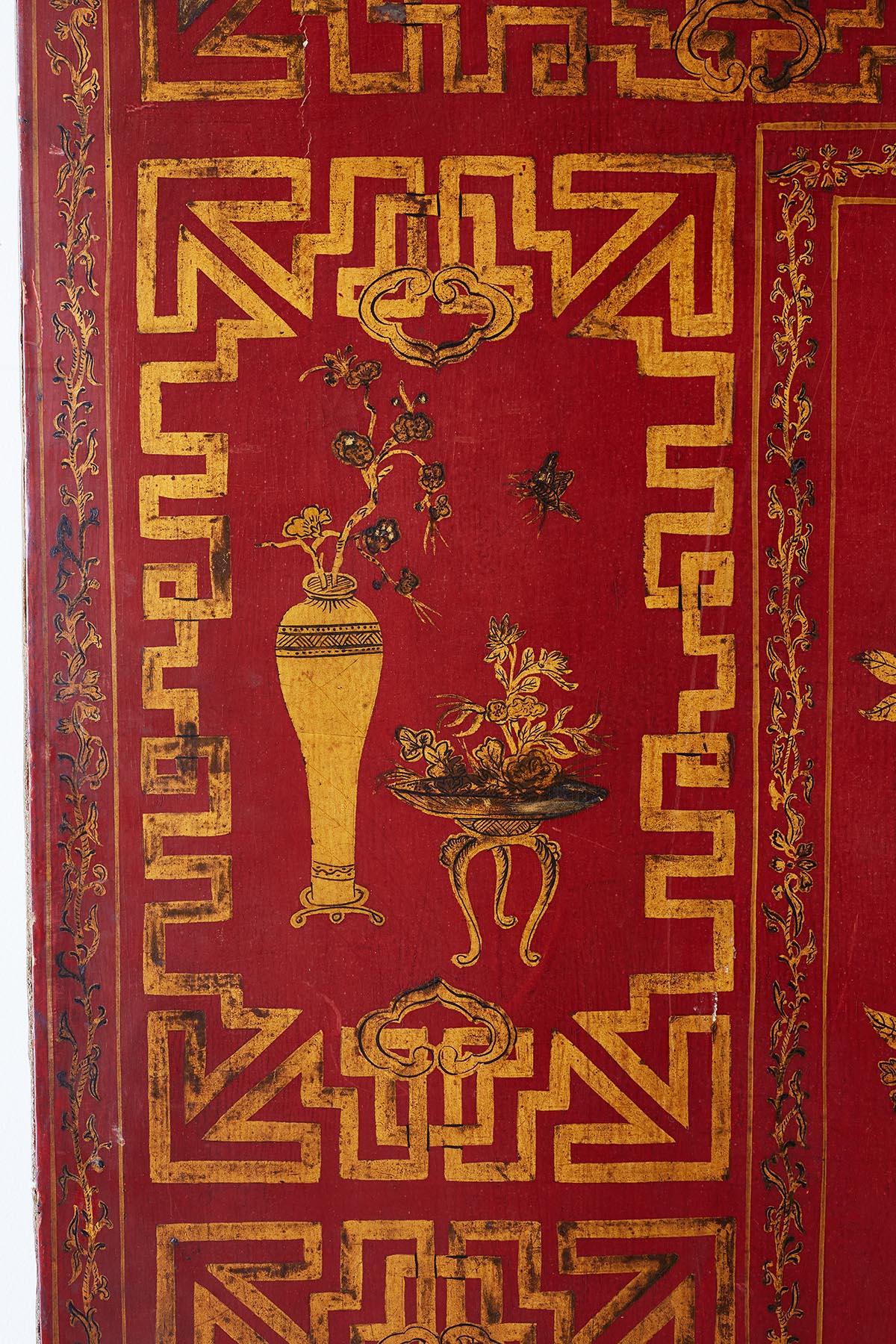 Chinese Qing Four-Panel Lacquer Gilt Screen 2