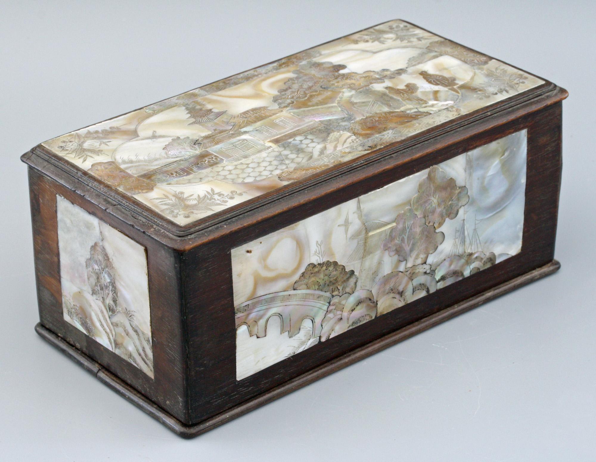 Chinese Qing Mother of Pearl Inset Wooden Glove Box  For Sale 3