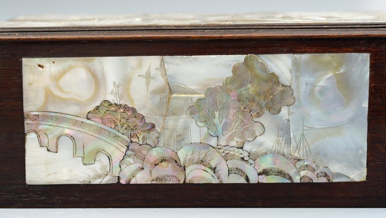 Chinese Qing Mother of Pearl Inset Wooden Glove Box  For Sale 1