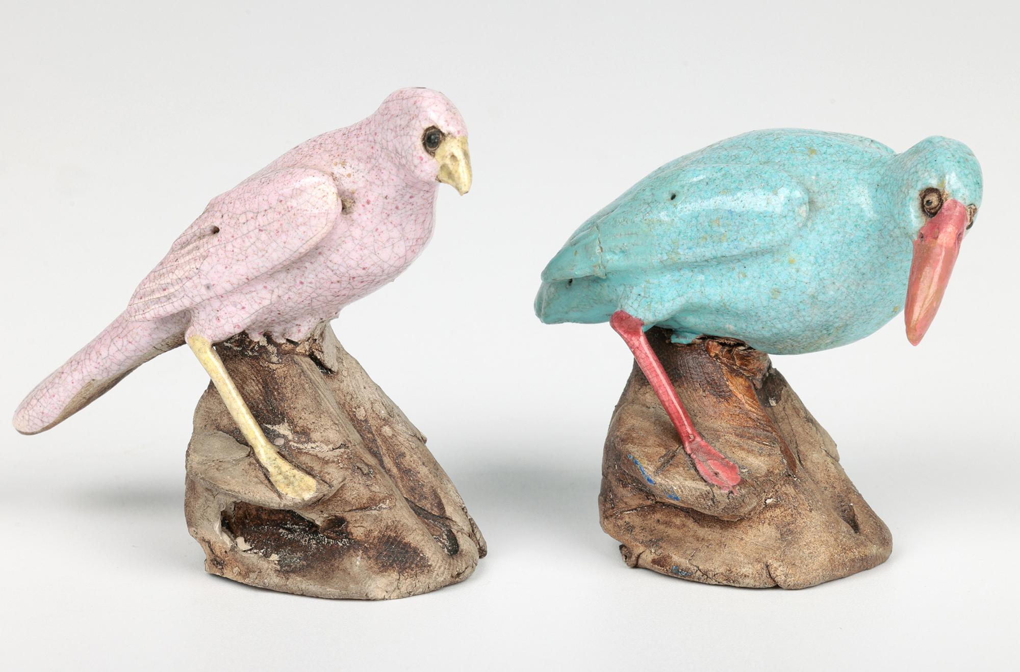 Chinese Qing Pair Unusual Guangdong Stoneware Birds on Rocks 1