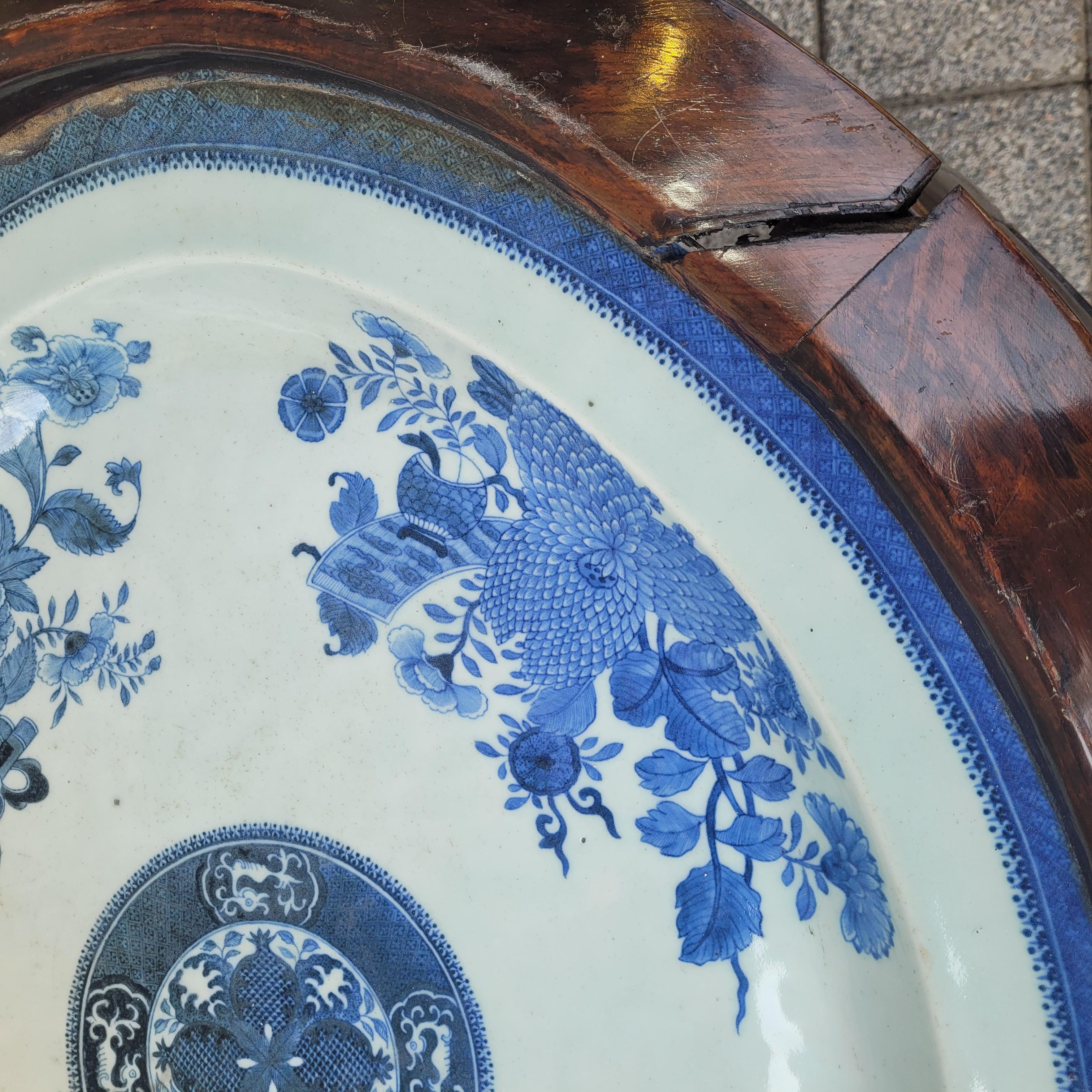 Chinese Qing porcelain plate, tray, Fitzhugh pattern, British East India Company en vente 4