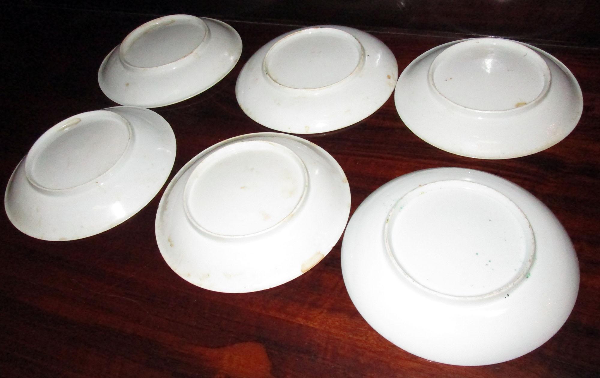 Chinese Qing Rose Medallion Porcelain Lidded Soup Rice Bowls with Saucers Set 2