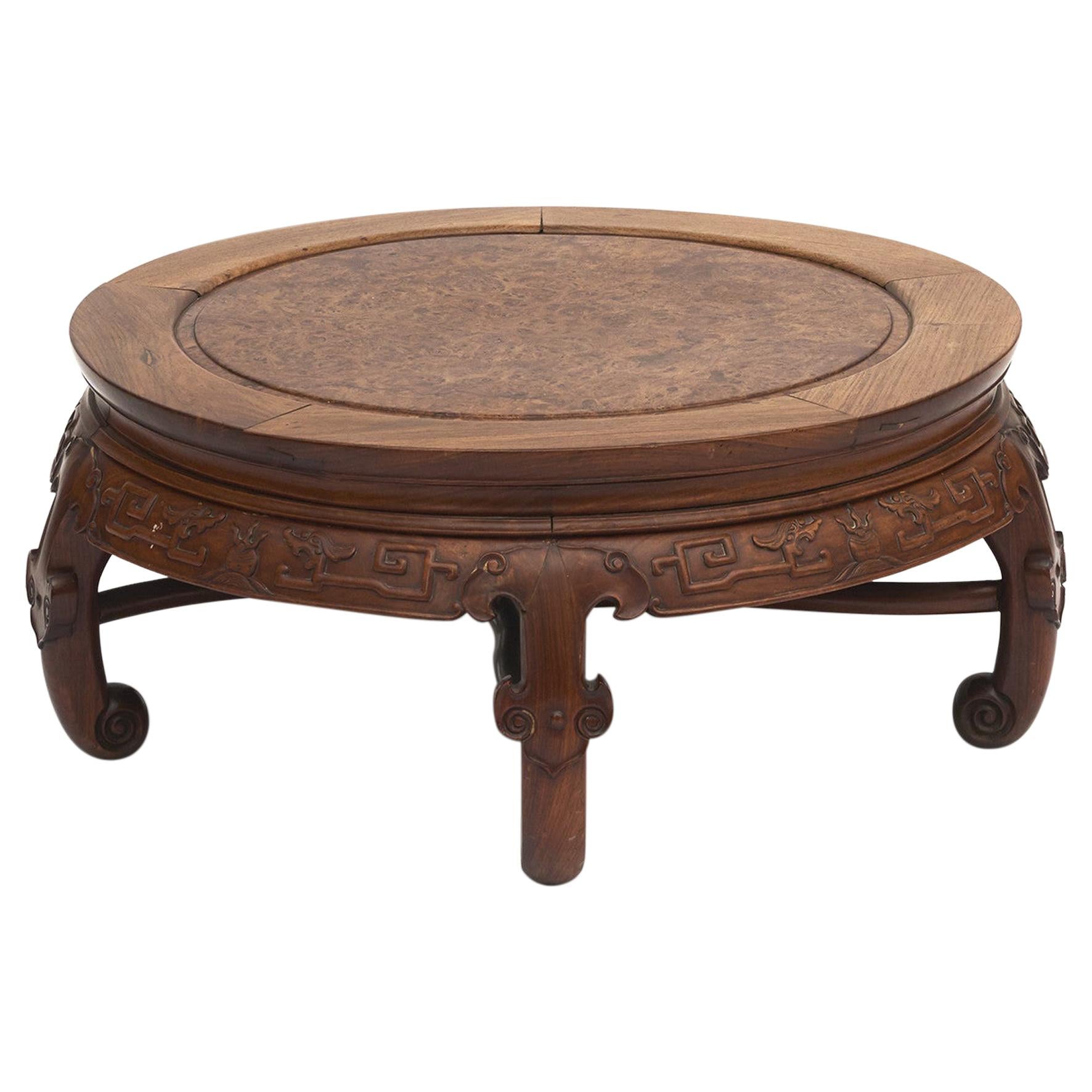 Table basse chinoise de style Qing en bois noir et bois de racine