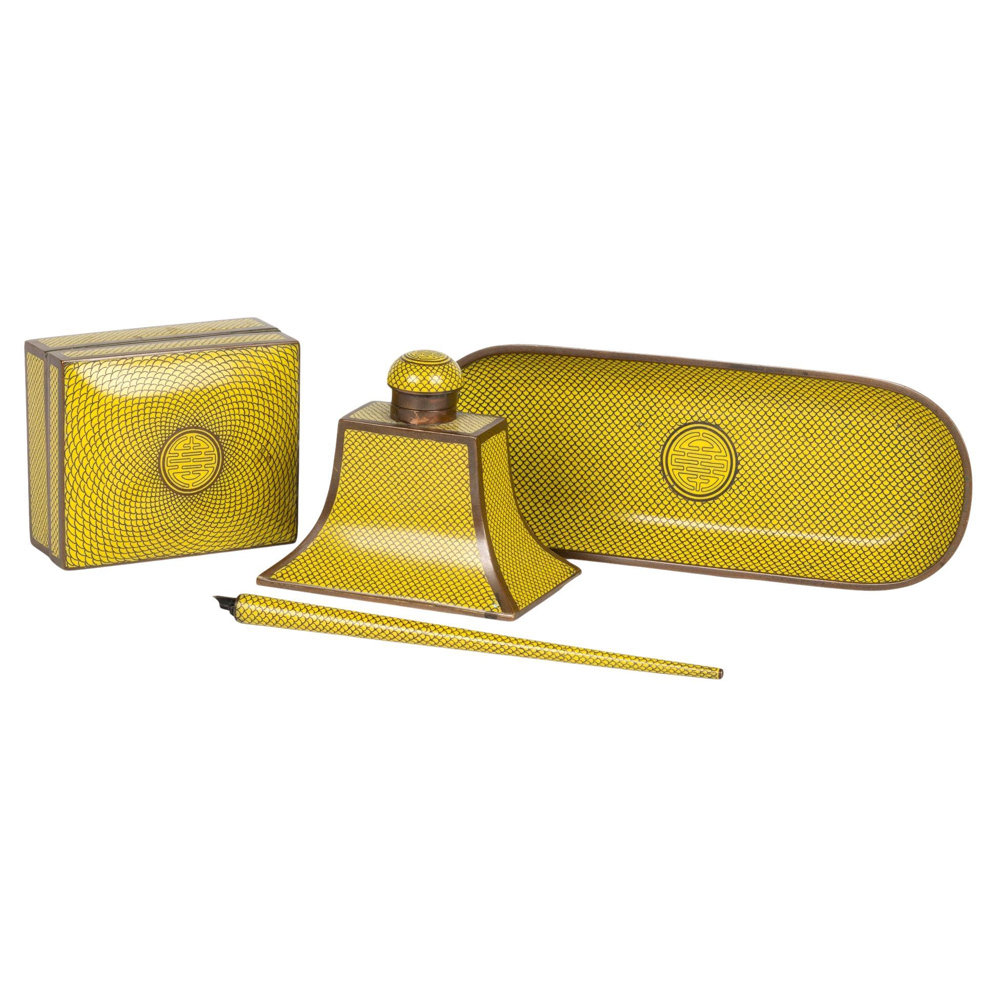 Juego de escritura de cloisonné amarillo chino Qing