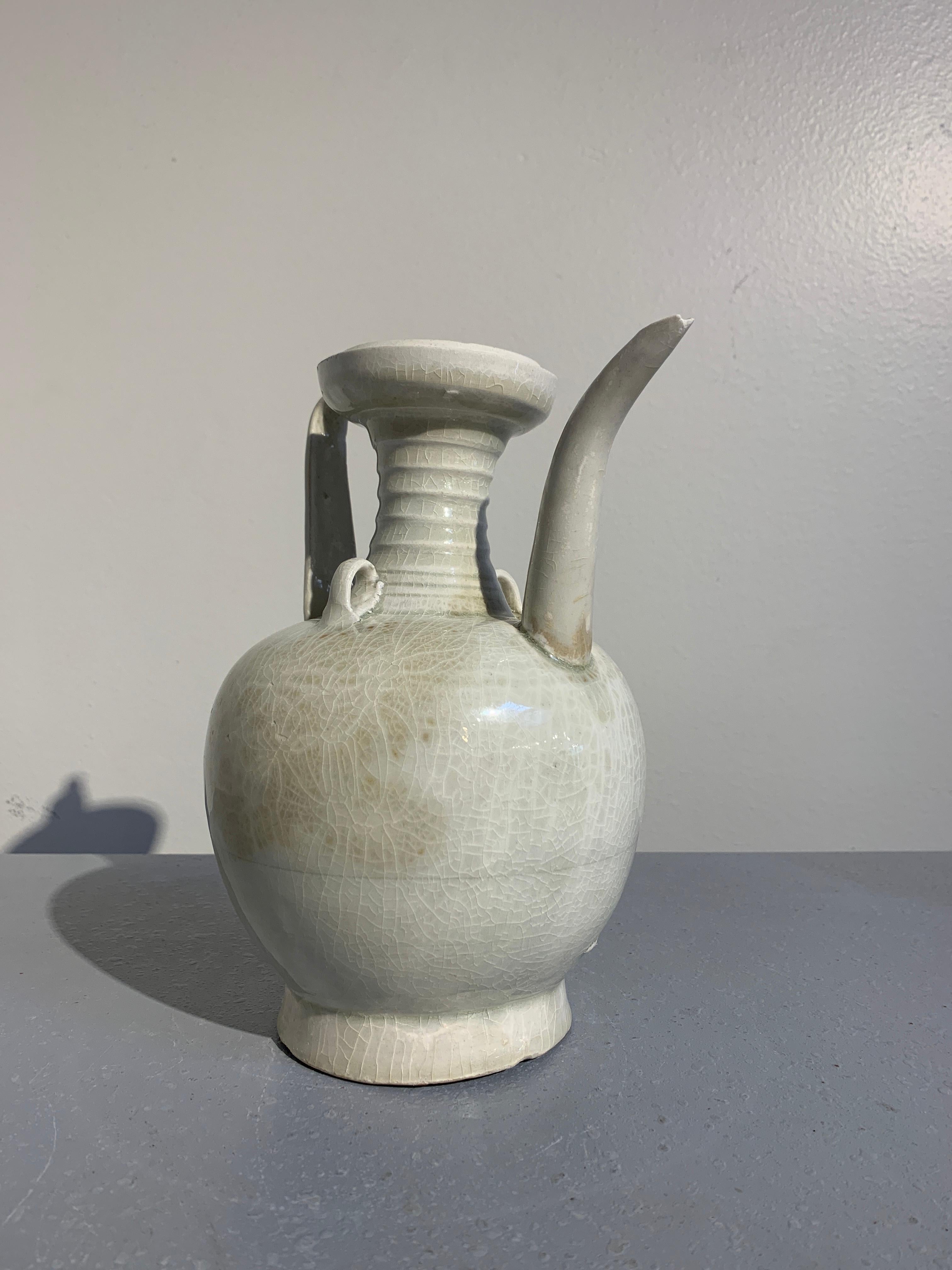 Chinese Qingbai Glazed Ewer, Southern Song Dynasty, 13th Century 1