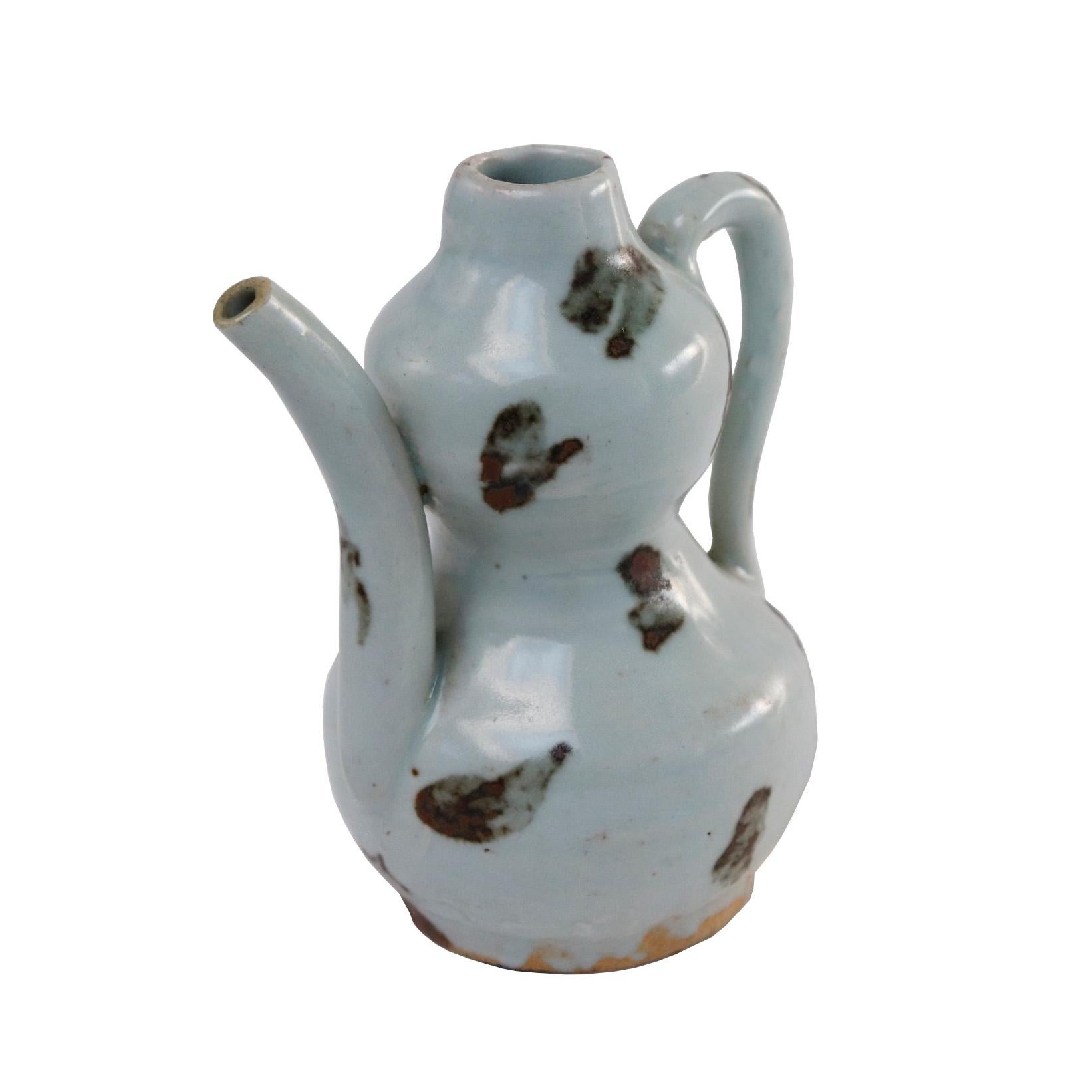 Chinese Qingbai Gourd-Shaped Spotted Ewer, Yuan Dynasty In Good Condition For Sale In New York, NY