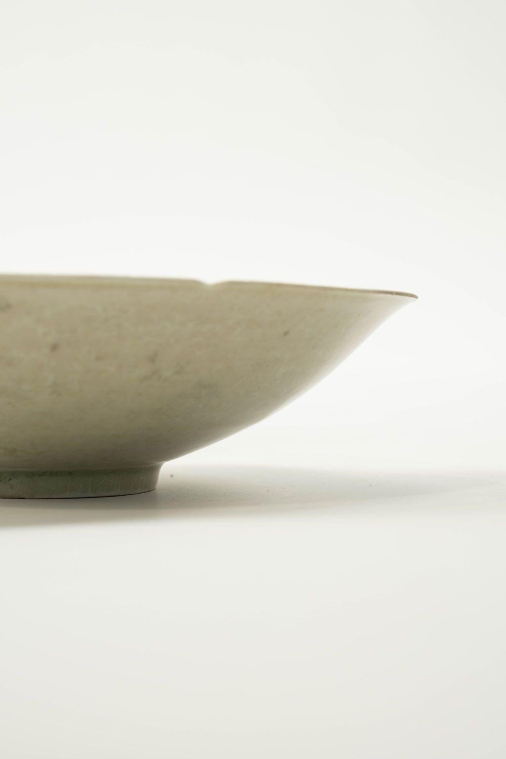 Chinese Qingbai Lobed Foliate-Rim Bowl, Song Dynasty For Sale 8