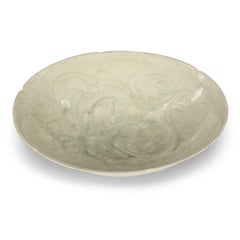 Chinese Qingbai Lobed Foliate-Rim Bowl, Song Dynasty