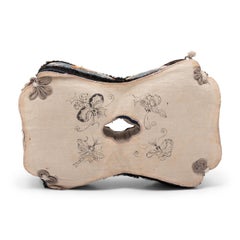 Chinese Quadrilobe Fabric Pillow with Embroidery