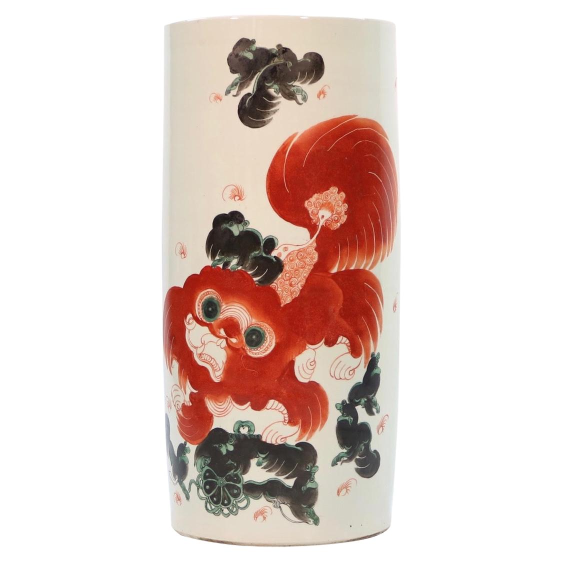 Chinese Quing Porcelain Umbrella Holder with Foo Dog Motif
