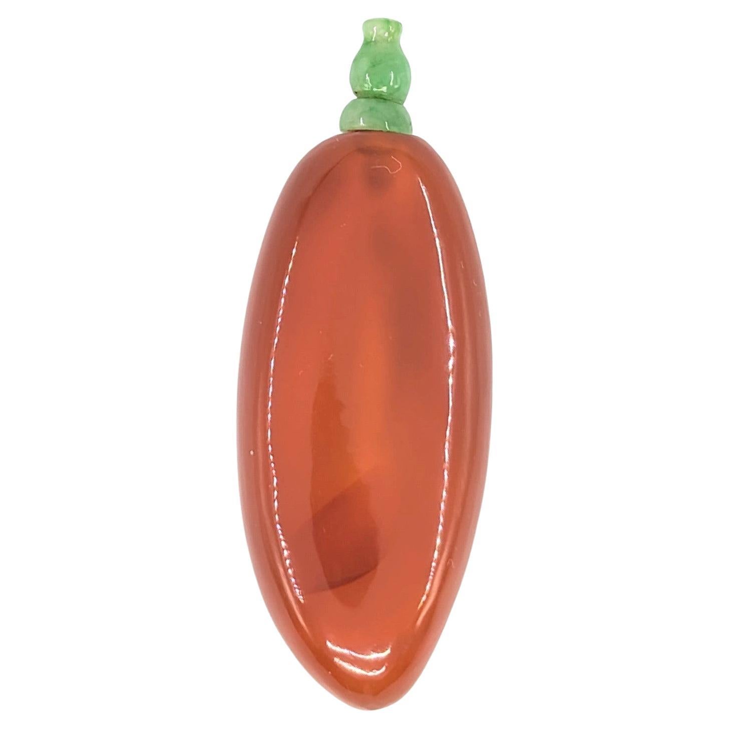 Antique Chinese Red Agate Pepper Snuff Bottle with Green Jadeite Stopper 19c For Sale 2