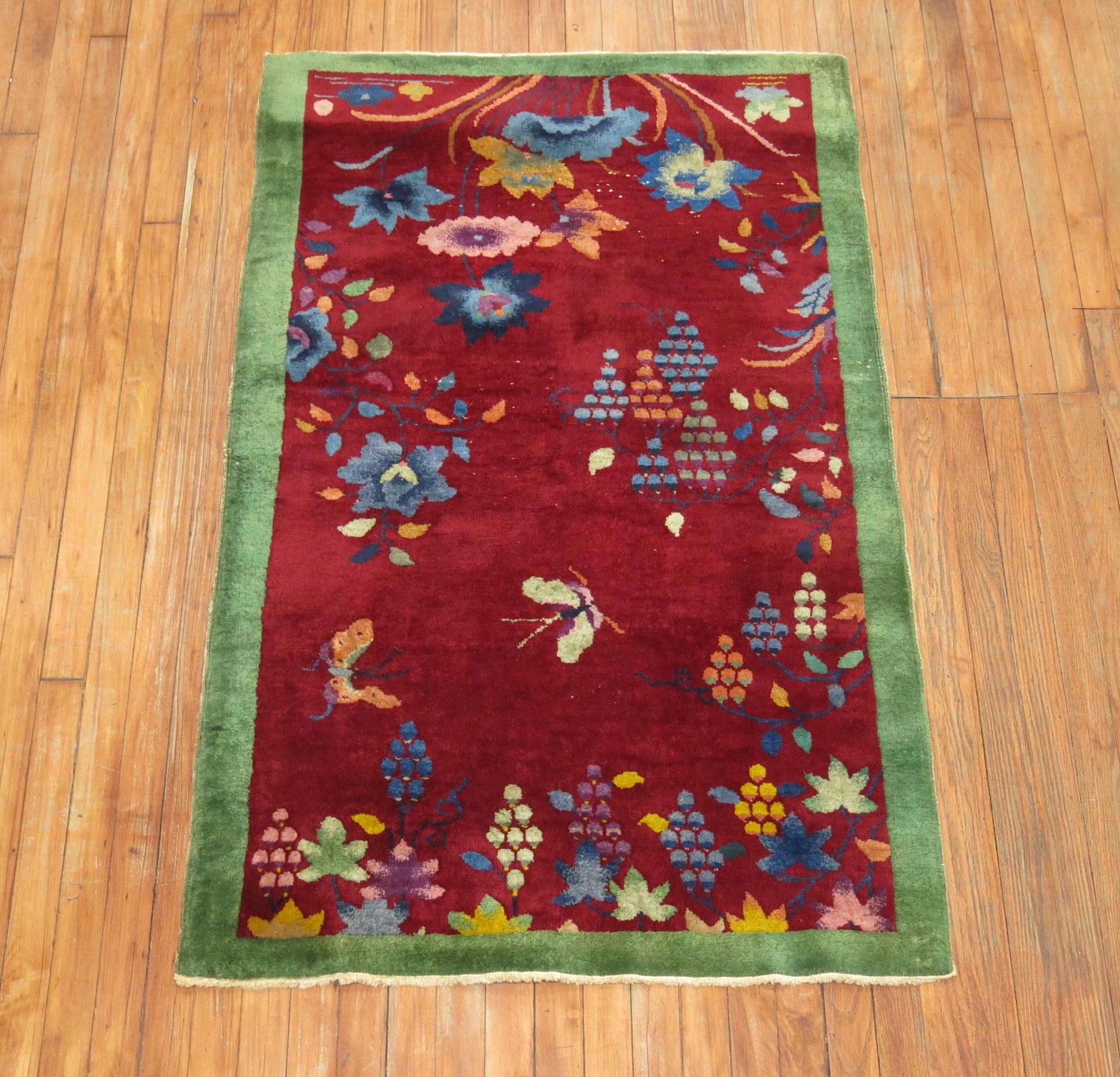 Chinese Red Art Deco Rug In Good Condition For Sale In New York, NY