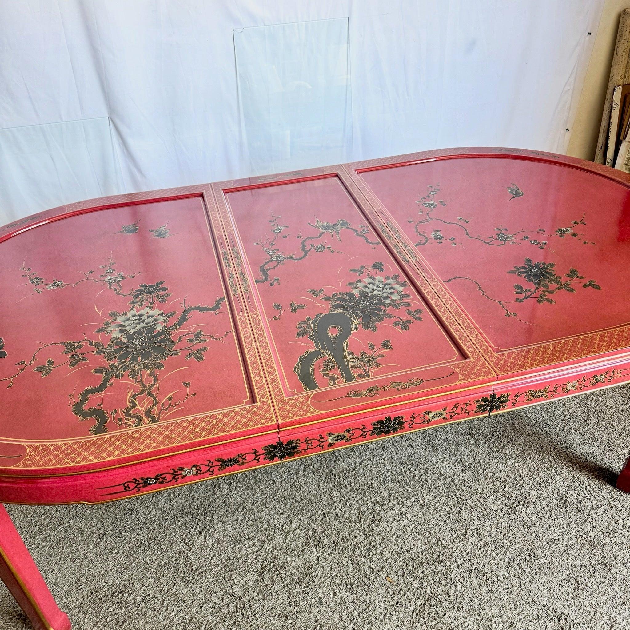 Chinese Red & Gold Lacquered Hand Painted Extendable Dining Table With Glass Top In Good Condition For Sale In Delray Beach, FL