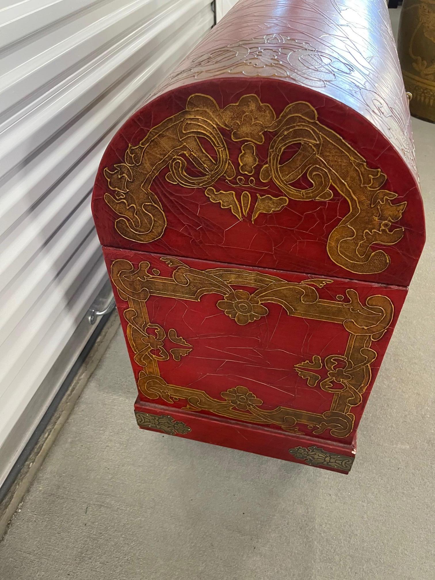 Chinese Red Lacquer and Gold Detailing Dome Top Trunk on Feet, 20th Century For Sale 1