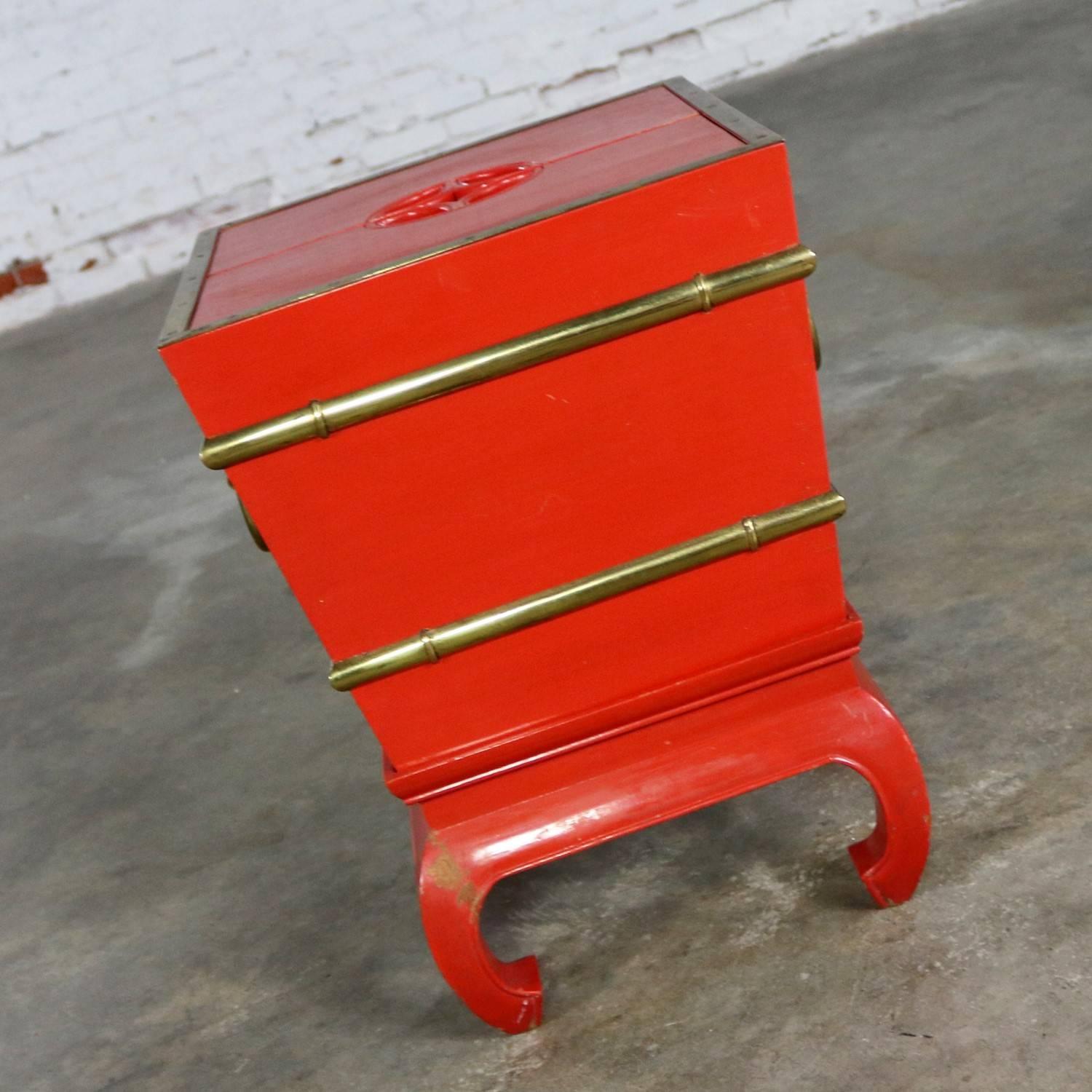 Chinoiserie Chinese Red Lacquer & Brass Side Table Removable Ice Chest Style Hoof Foot Base For Sale