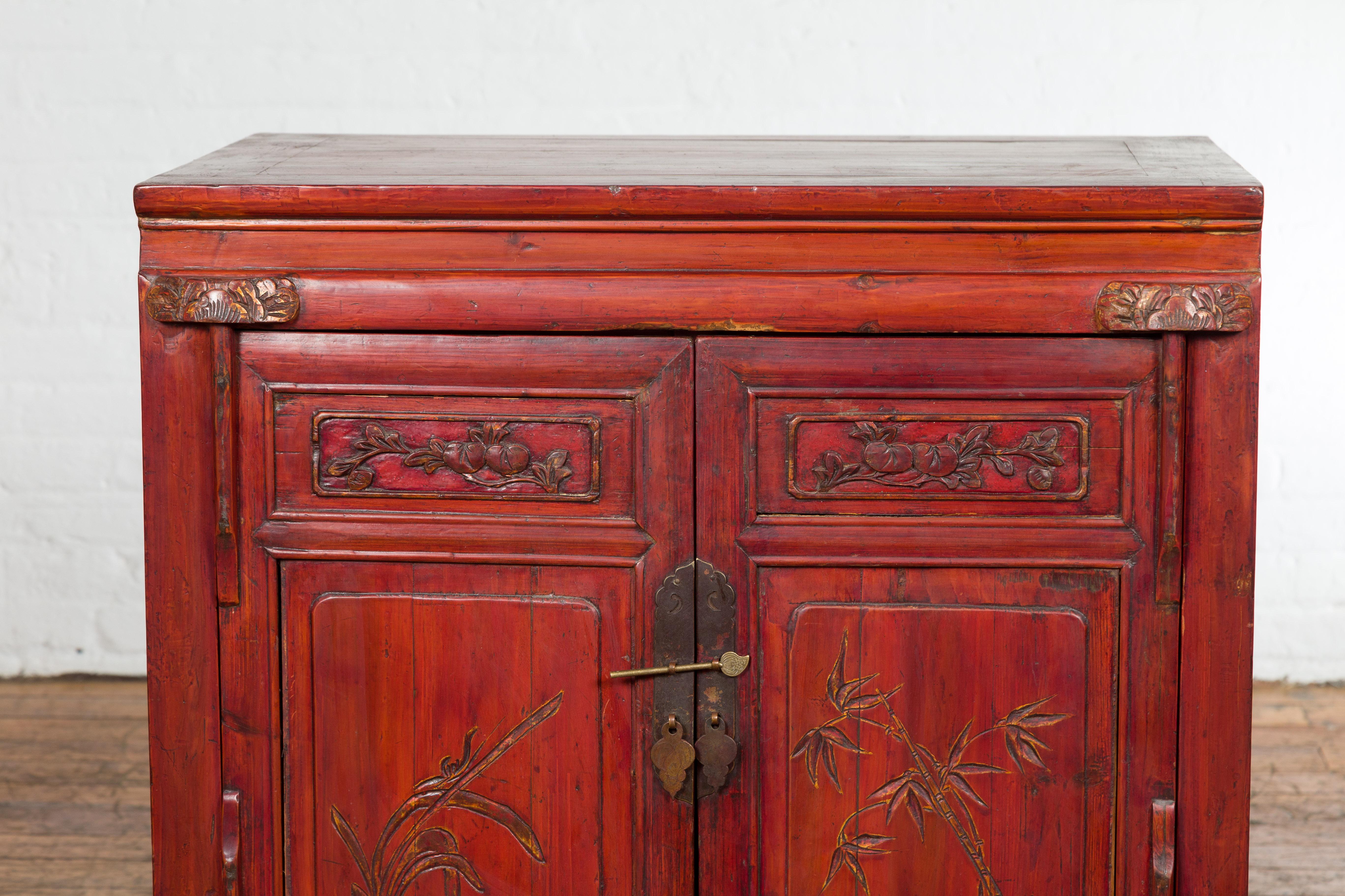 Red Lacquer Late Qing Dynasty Bedside Cabinet with Carved Décor In Good Condition For Sale In Yonkers, NY