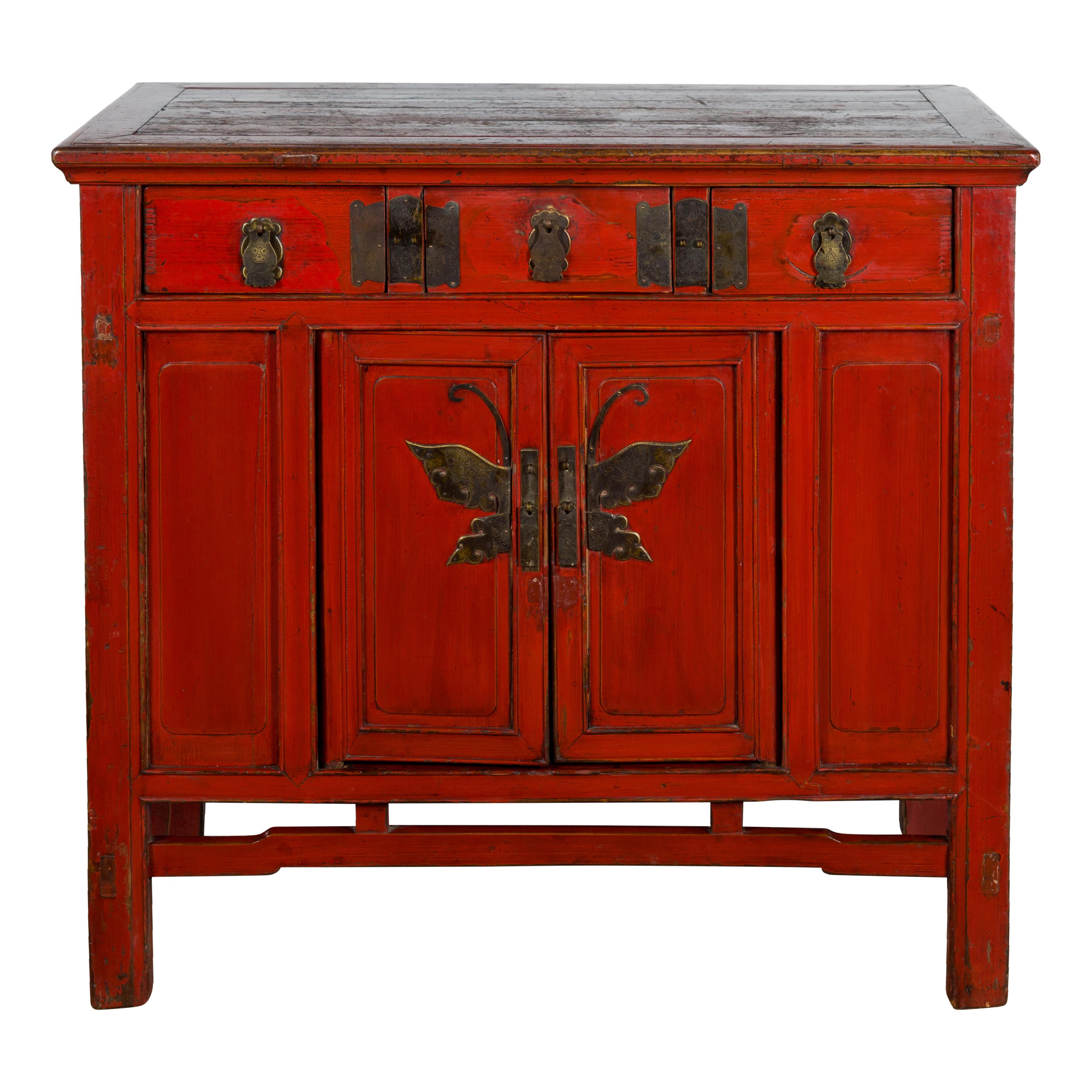 Chinese Red Lacquer Qing Dynasty 19th Century Cabinet with Butterfly Hardware 13
