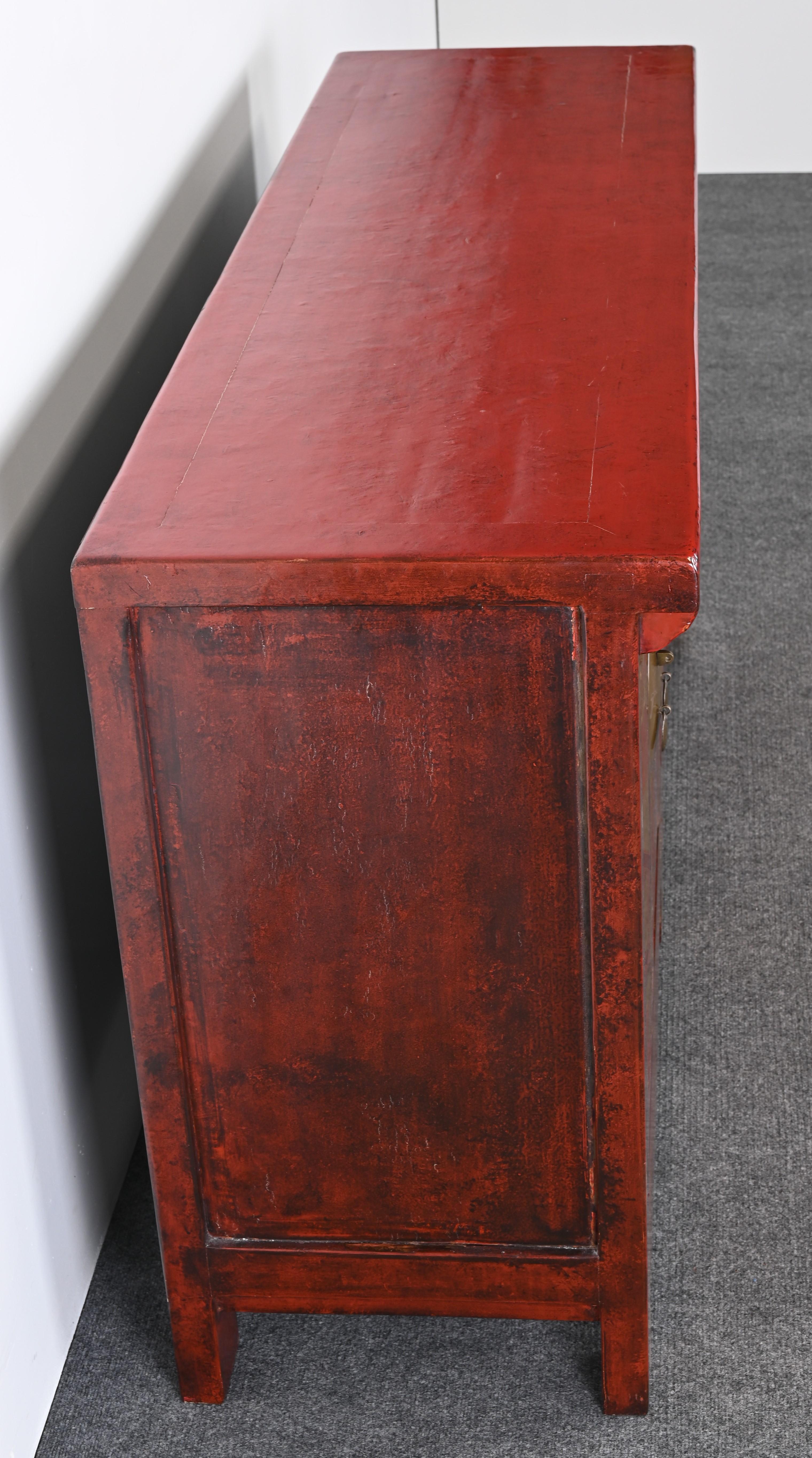 Chinese Red Lacquer Qing Style Cabinet or Credenza, 20th Century For Sale 3