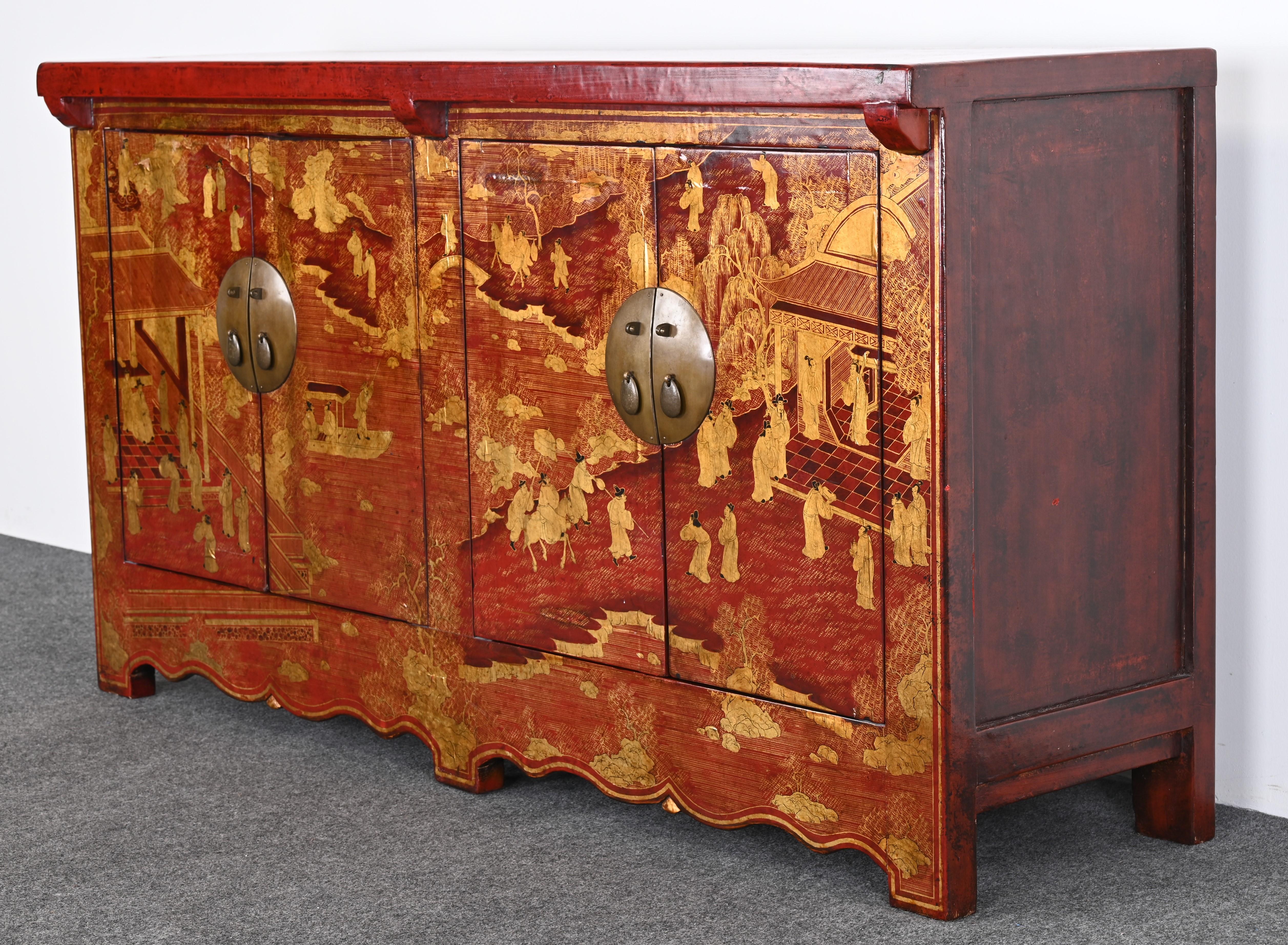 Chinese Red Lacquer Qing Style Cabinet or Credenza, 20th Century For Sale 5