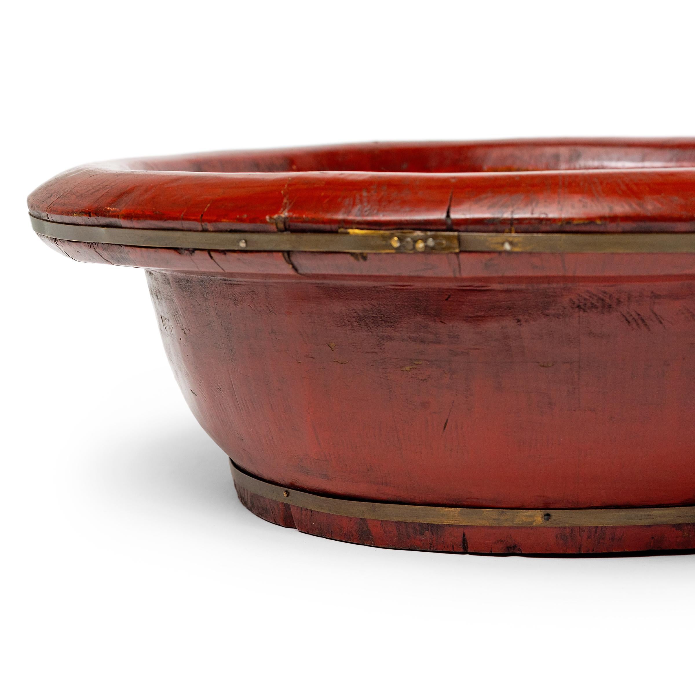 Chinese Red Lacquer Wash Basin, c. 1880 In Good Condition In Chicago, IL