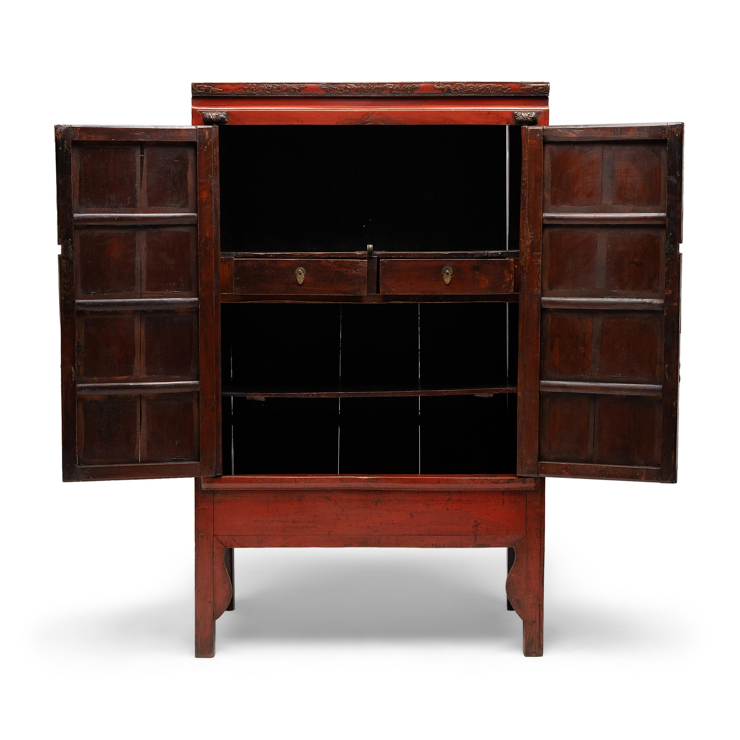 Qing Chinese Red Lacquer Wedding Cabinet, c. 1850 For Sale