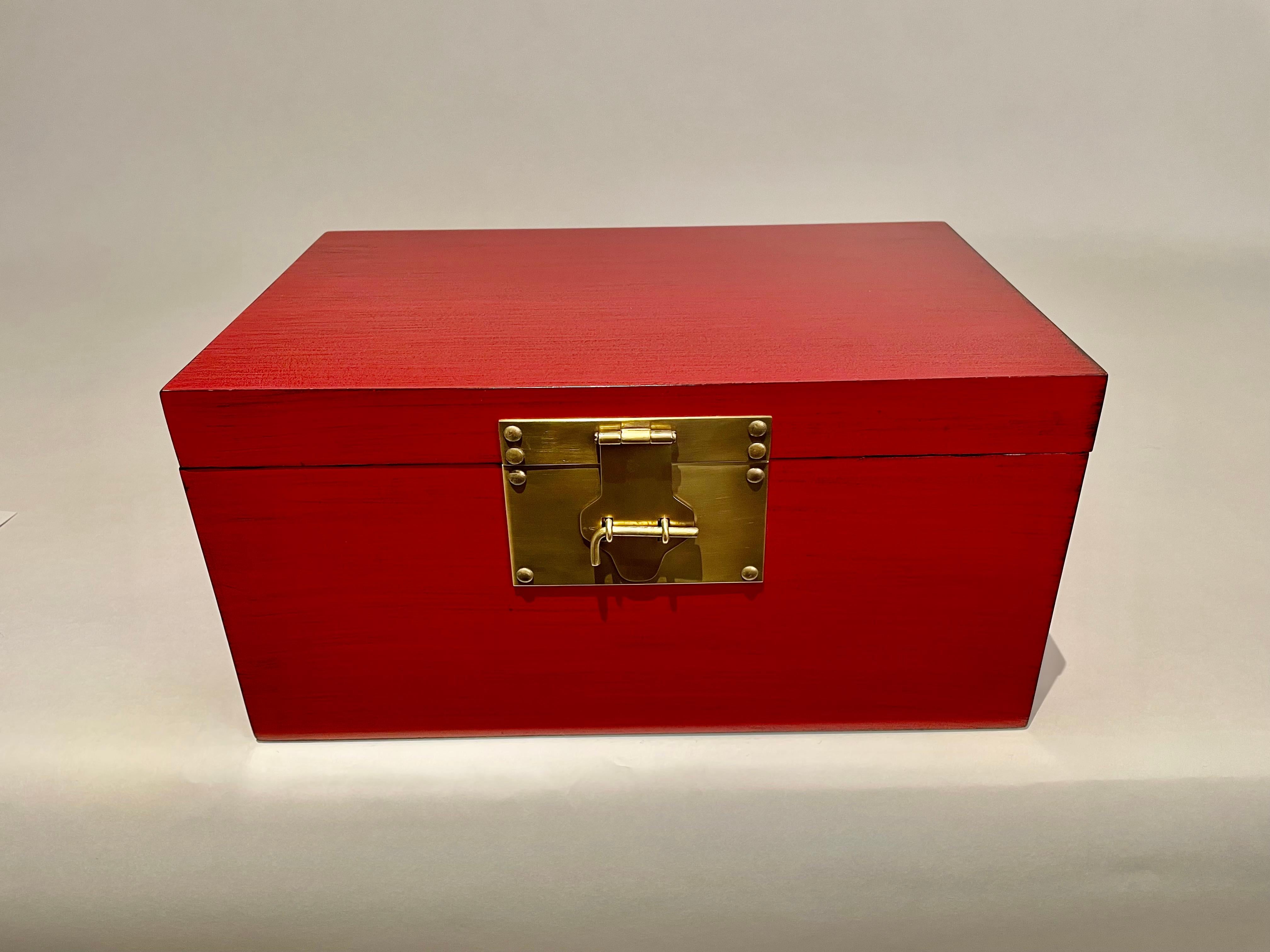 Chinese Red Lacquered Box With Brass Mounts, Mid 20th Century For Sale 4